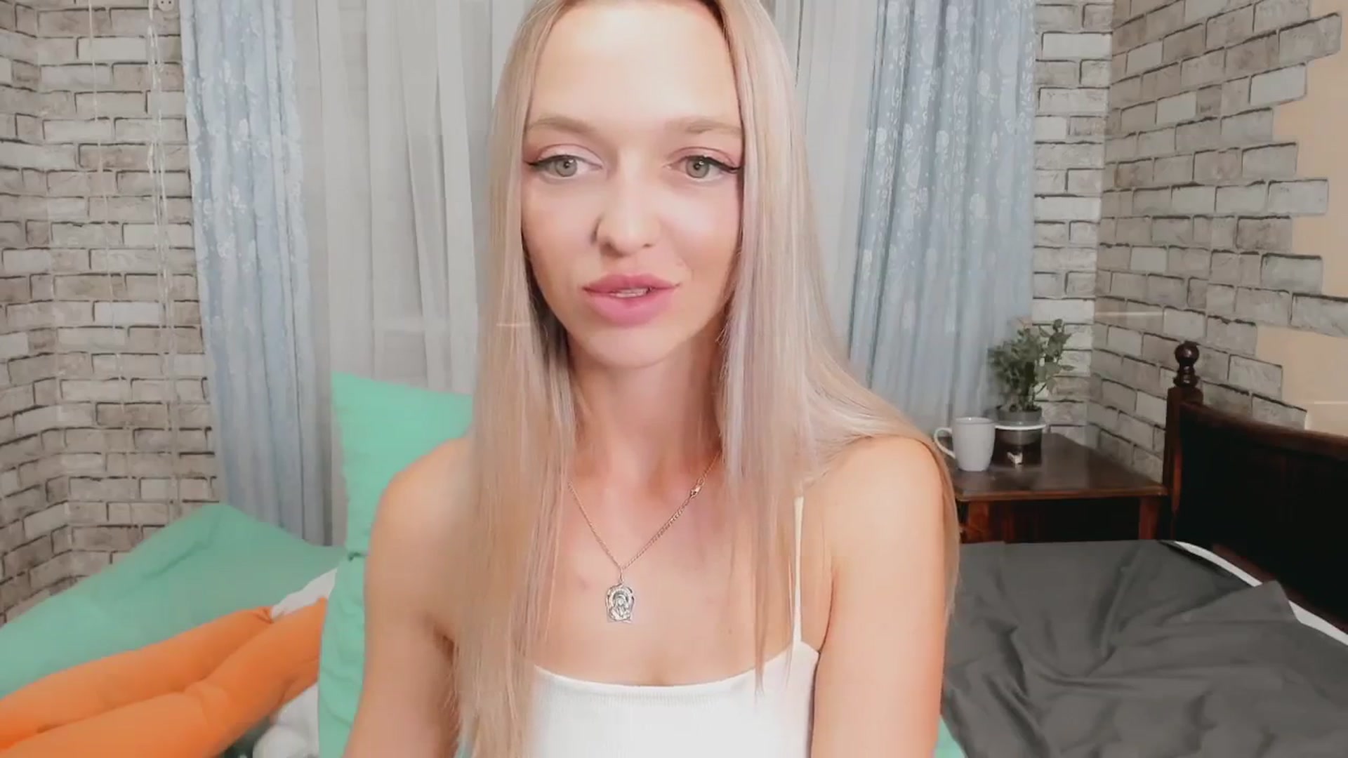 Gallery image thumbnail from Ambri_Lili's myfreecams stream on, 09/08/2024, 21:53 image 13 of 20