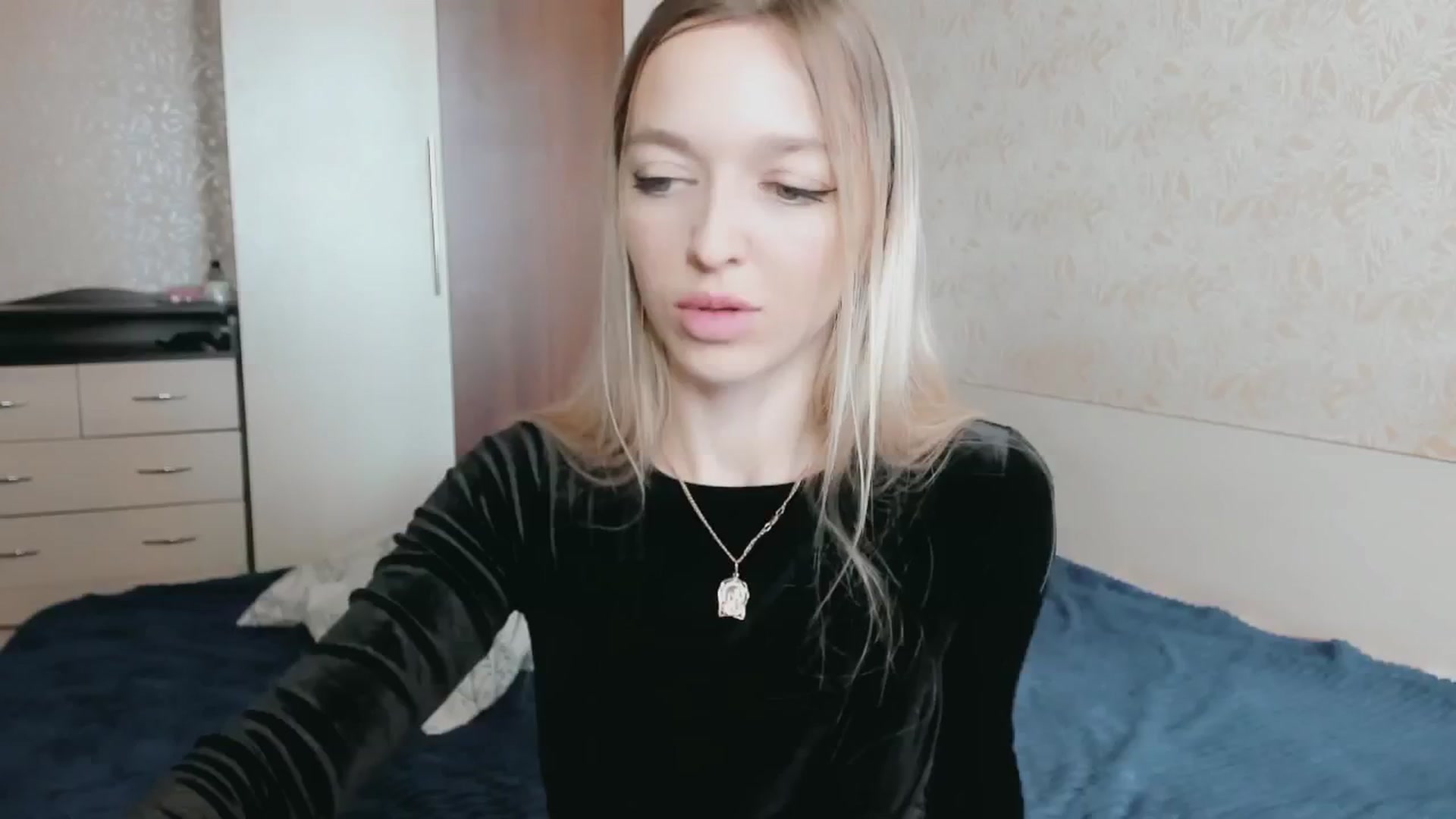 Gallery image thumbnail from Ambri_Lili's myfreecams stream on, 04/16/2025, 09:26 image 14 of 20