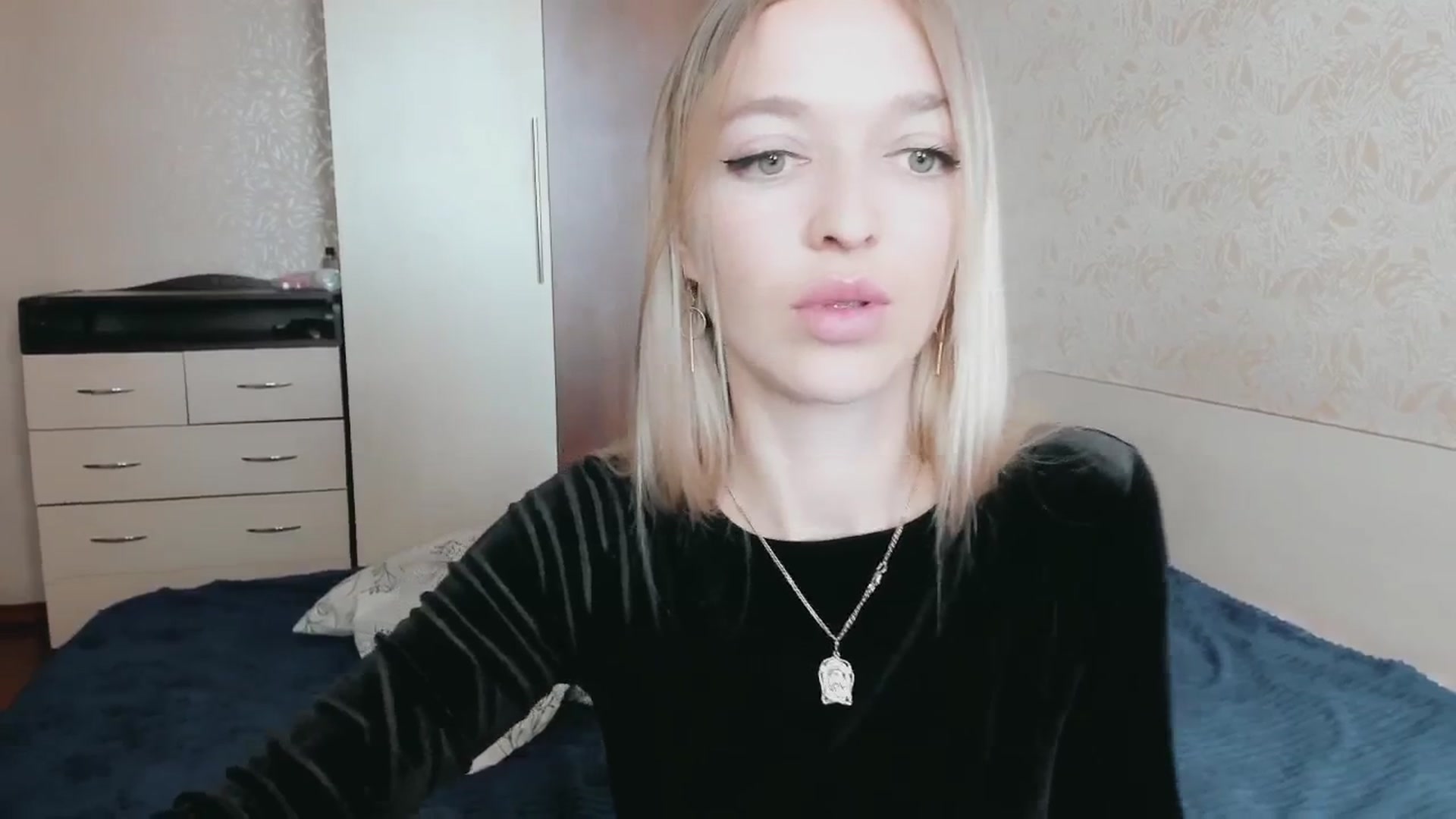 Gallery image thumbnail from Ambri_Lili's myfreecams stream on, 04/16/2025, 09:26 image 20 of 20