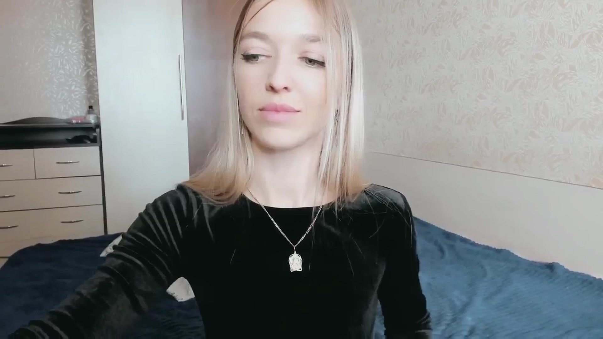 Gallery image thumbnail from Ambri_Lili's myfreecams stream on, 04/16/2025, 09:26 image 12 of 20