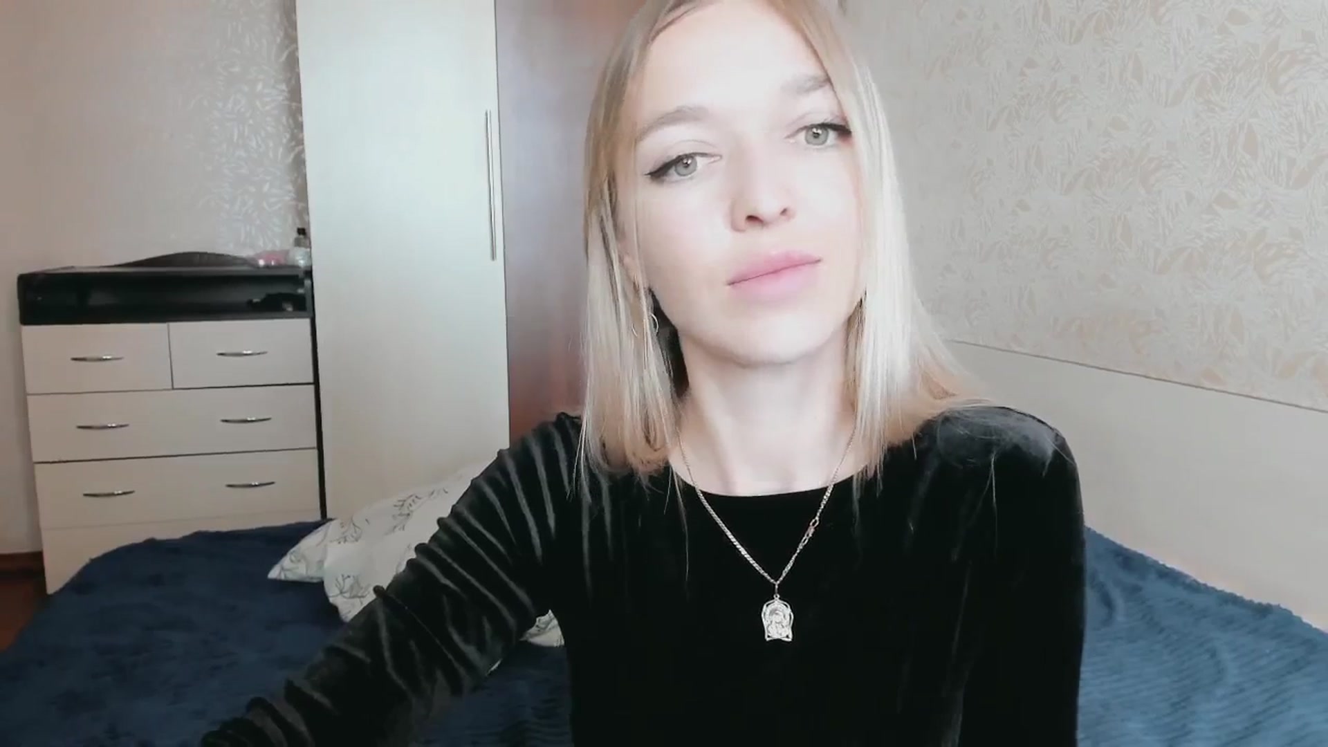 Gallery image thumbnail from Ambri_Lili's myfreecams stream on, 04/16/2025, 09:26 image 19 of 20