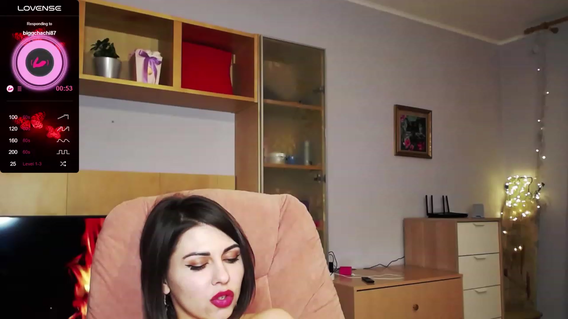Gallery image thumbnail from Ame_Lee's myfreecams stream on, 02/18/2024, 15:43 image 16 of 20