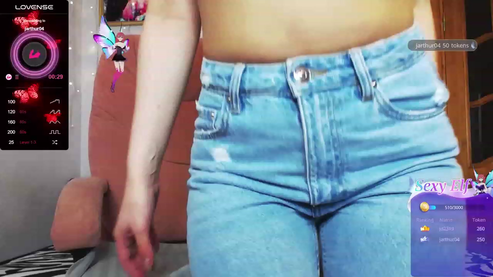 Gallery image thumbnail from Ame_Lee's myfreecams stream on, 03/10/2024, 13:14 image 13 of 20