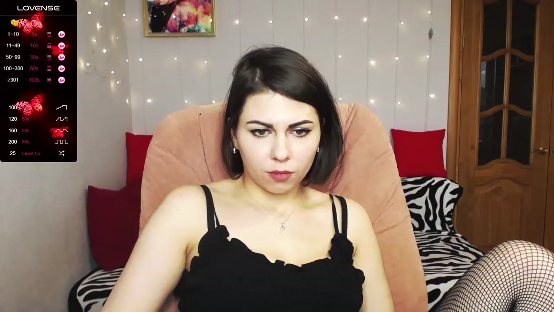 Gallery image thumbnail from Ame_Lee's myfreecams stream on, 03/19/2024, 13:38 image 18 of 20