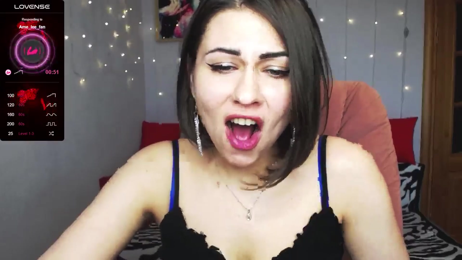 Gallery image thumbnail from Ame_Lee's myfreecams stream on, 03/30/2024, 15:18 image 16 of 20