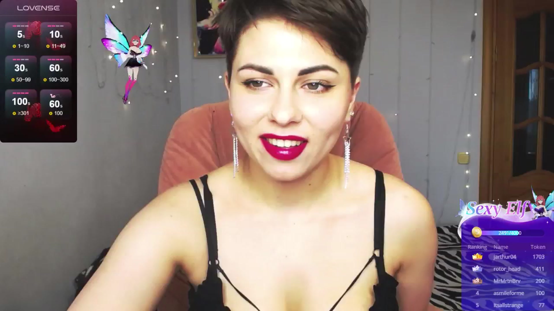 Gallery image thumbnail from Ame_Lee's myfreecams stream on, 06/04/2024, 15:03 image 17 of 20