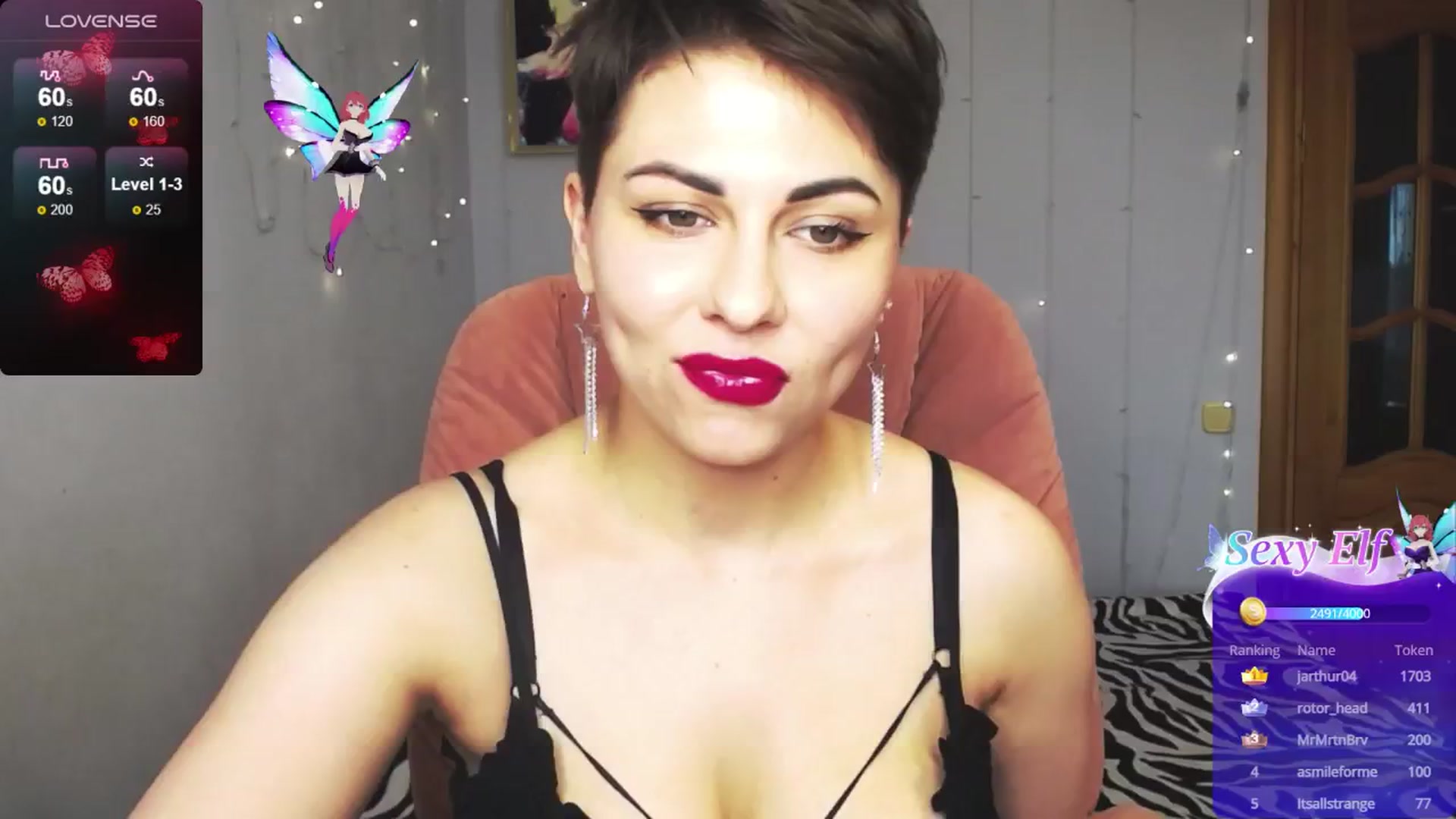 Gallery image thumbnail from Ame_Lee's myfreecams stream on, 06/04/2024, 15:03 image 16 of 20
