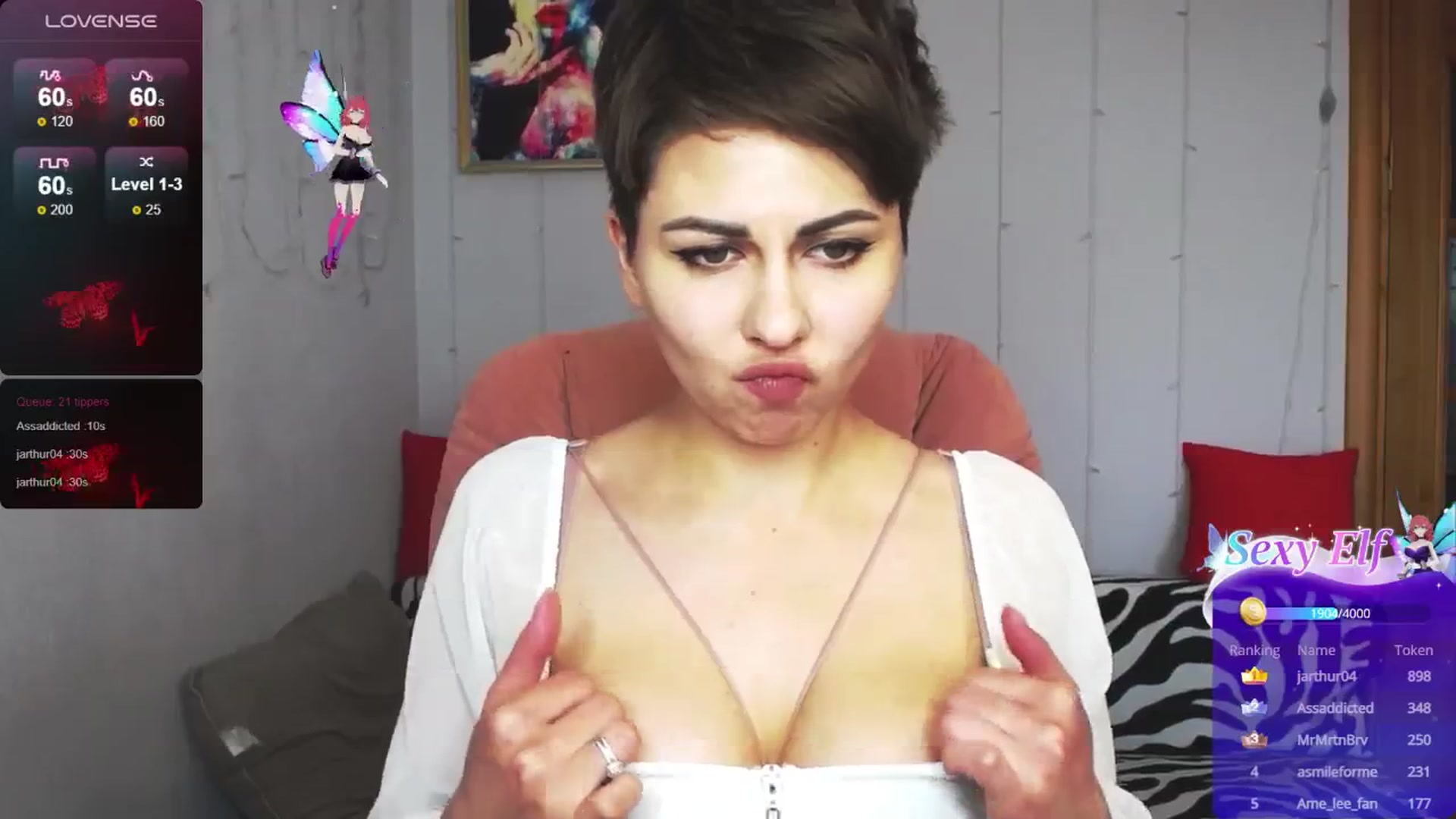 Gallery image thumbnail from Ame_Lee's myfreecams stream on, 06/18/2024, 14:51 image 9 of 20