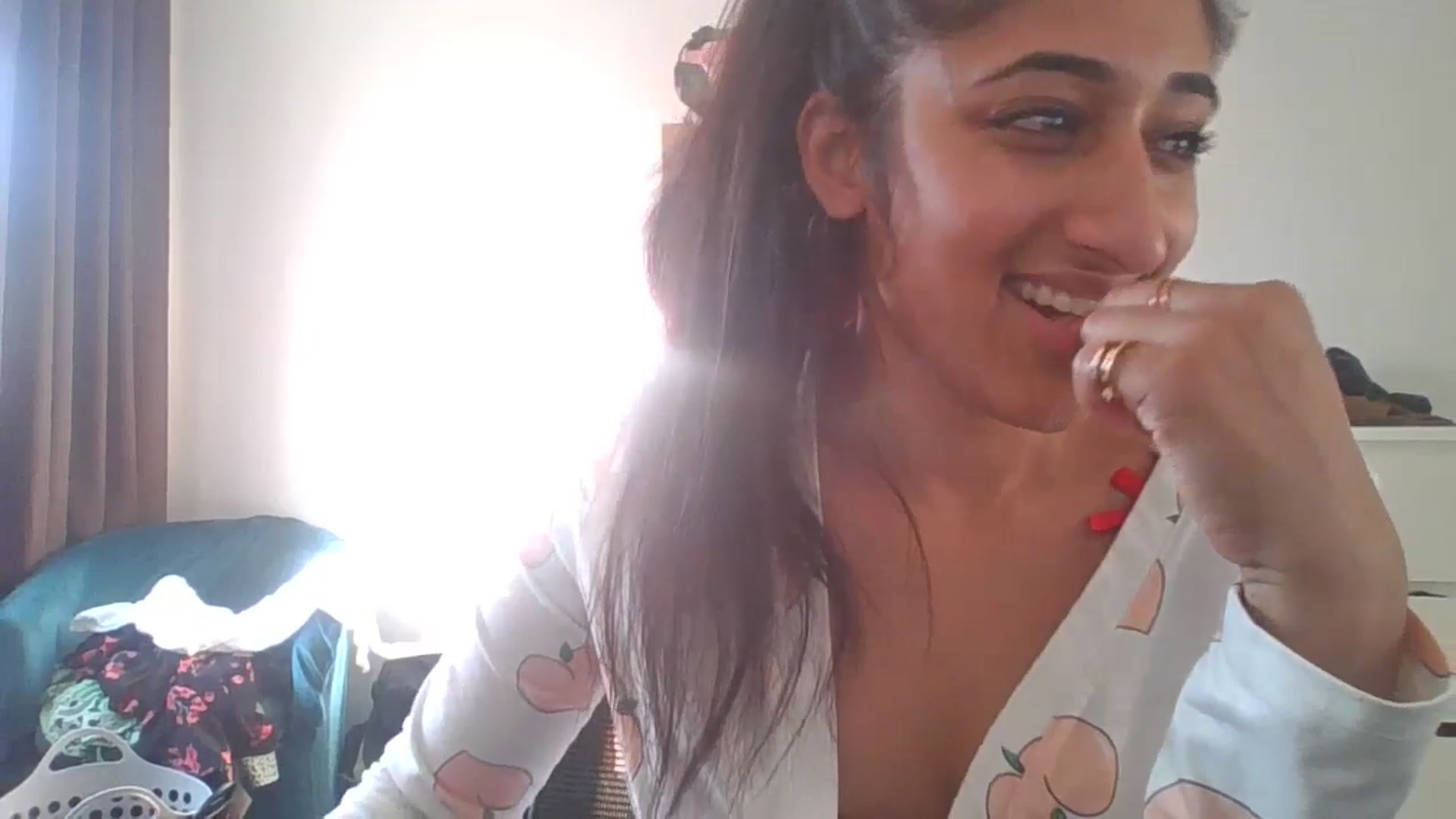 Gallery image thumbnail from Ameeraxo's myfreecams stream on, 06/17/2025, 18:12 image 7 of 20