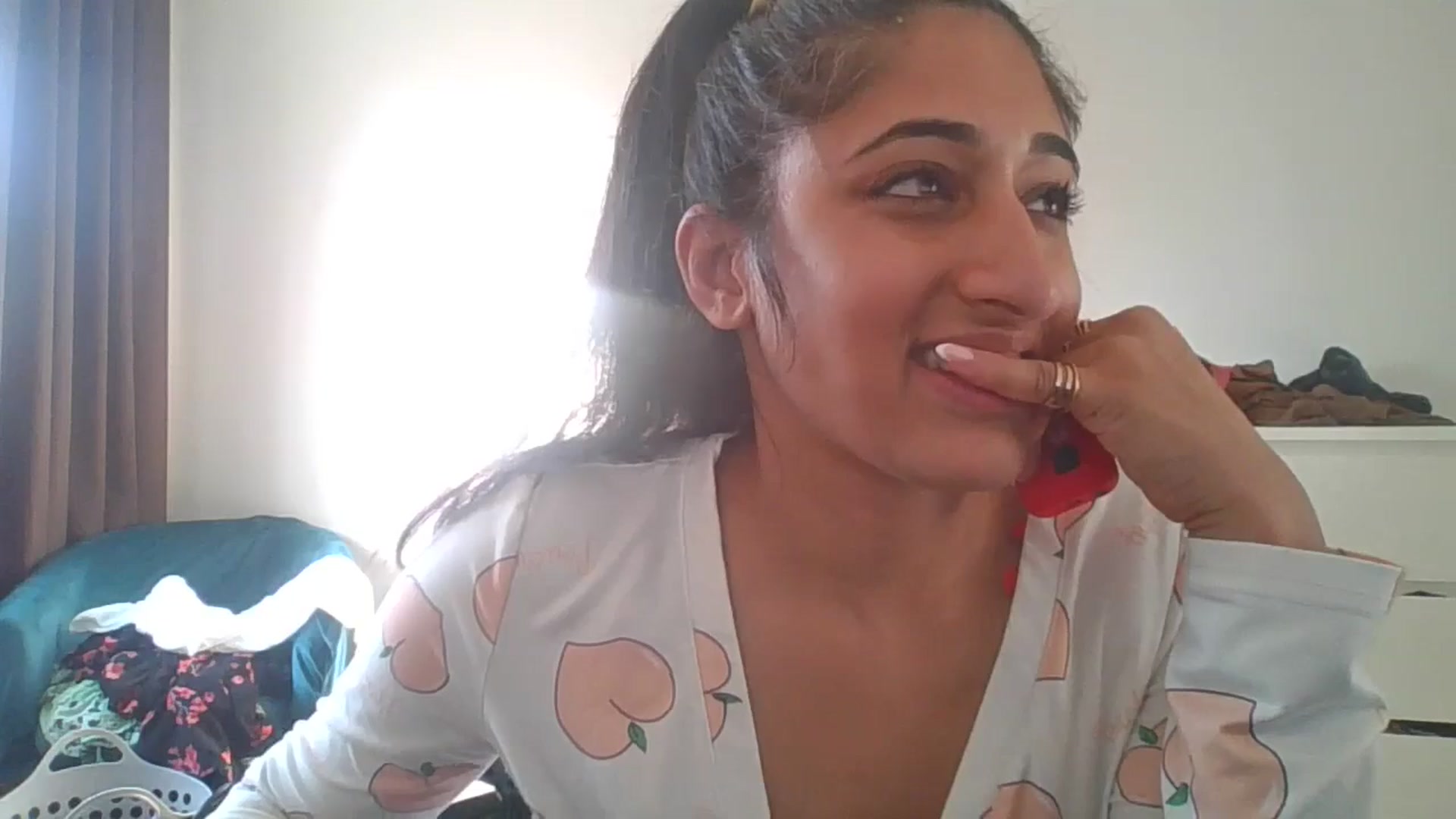 Gallery image thumbnail from Ameeraxo's myfreecams stream on, 06/17/2025, 18:12 image 13 of 20