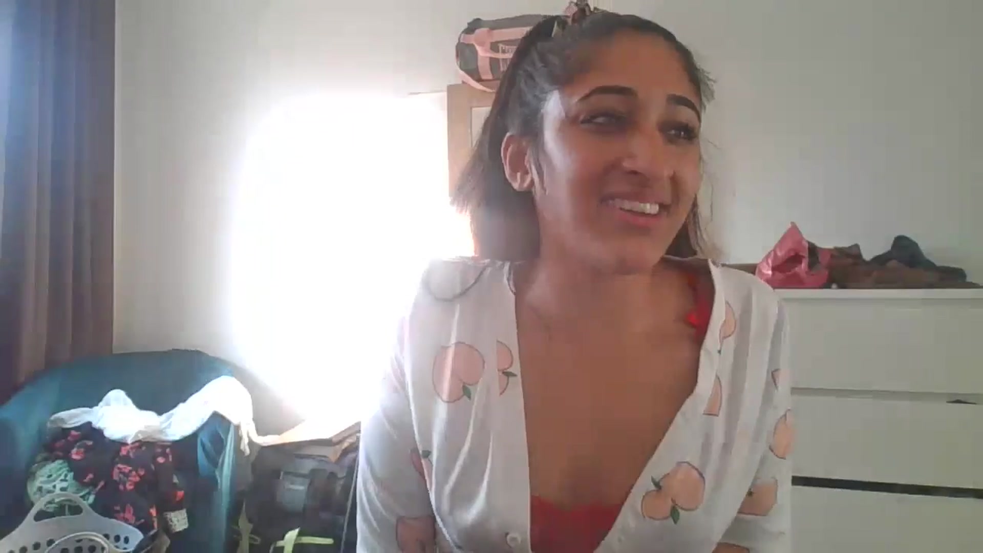 Gallery image thumbnail from Ameeraxo's myfreecams stream on, 06/17/2025, 18:12 image 17 of 20