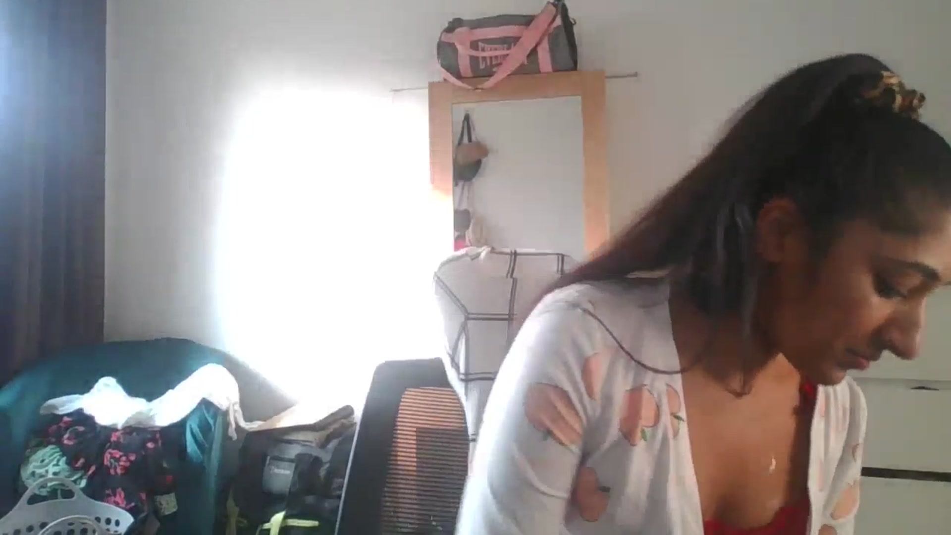 Gallery image thumbnail from Ameeraxo's myfreecams stream on, 06/17/2025, 18:12 image 20 of 20