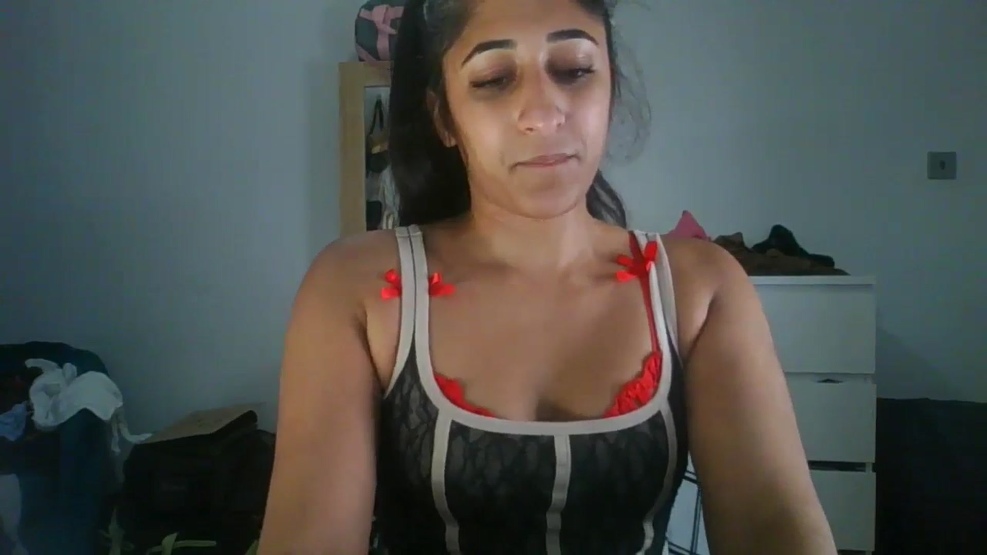 Gallery image thumbnail from Ameeraxo's myfreecams stream on, 06/17/2025, 21:43 image 5 of 20