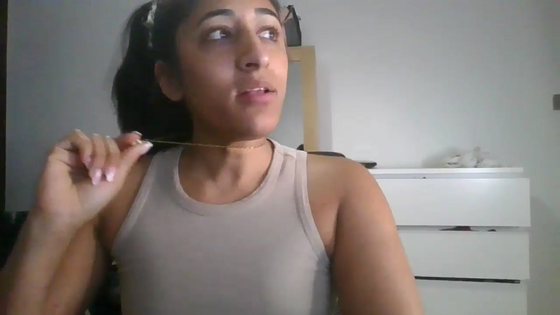 Gallery image thumbnail from Ameeraxo's myfreecams stream on, 06/20/2025, 21:06 image 20 of 20