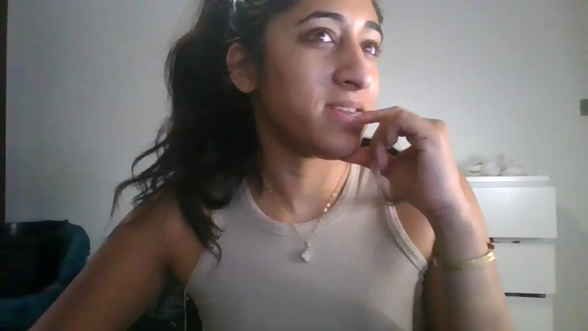 Gallery image thumbnail from Ameeraxo's myfreecams stream on, 06/20/2025, 21:06 image 15 of 20
