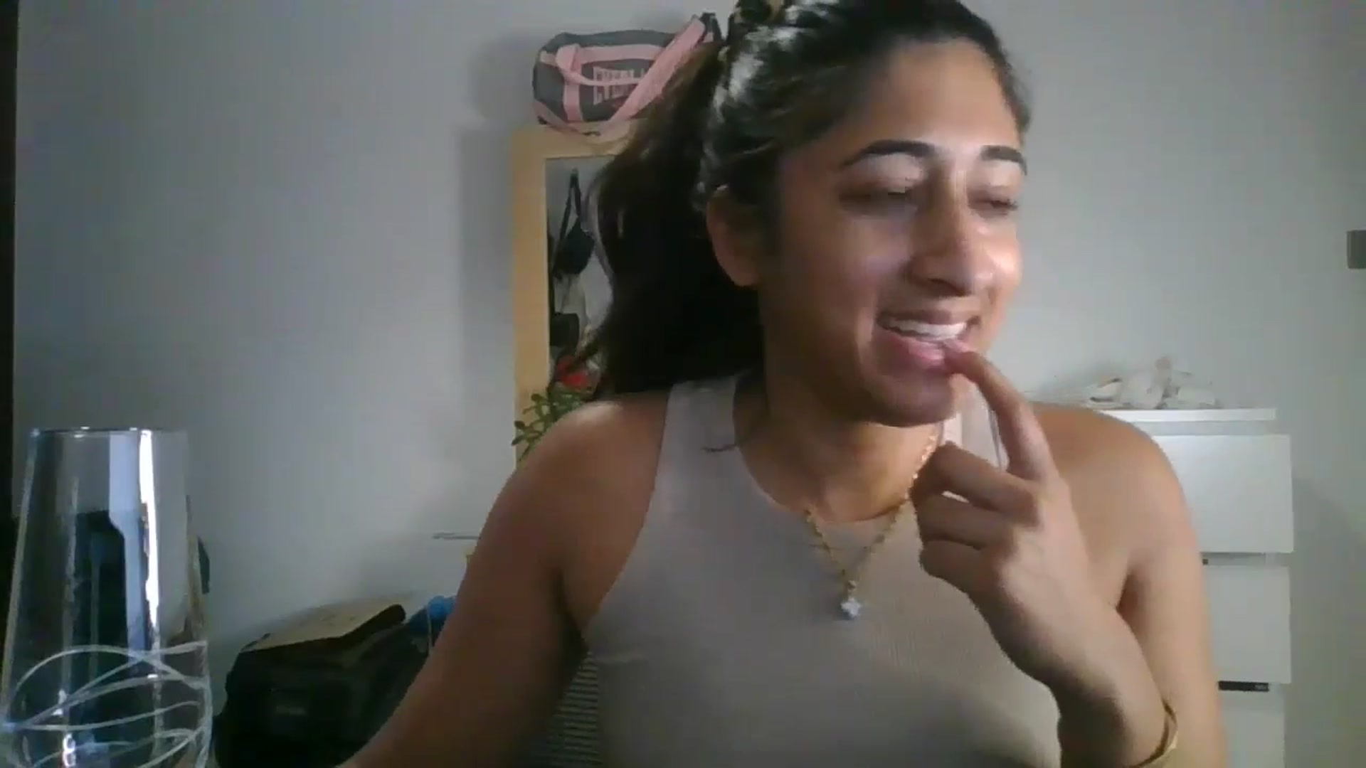 Gallery image thumbnail from Ameeraxo's myfreecams stream on, 06/20/2025, 21:06 image 5 of 20