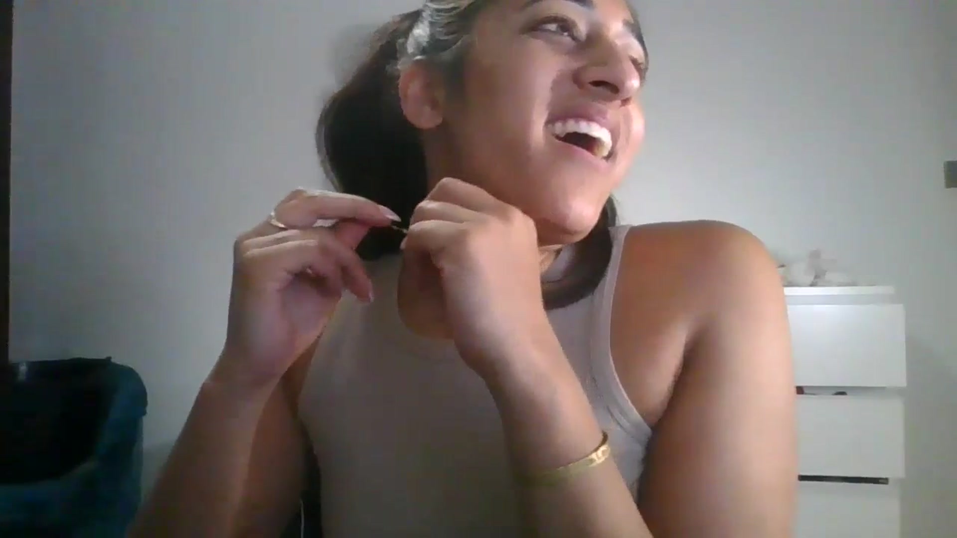 Gallery image thumbnail from Ameeraxo's myfreecams stream on, 06/20/2025, 21:06 image 11 of 20