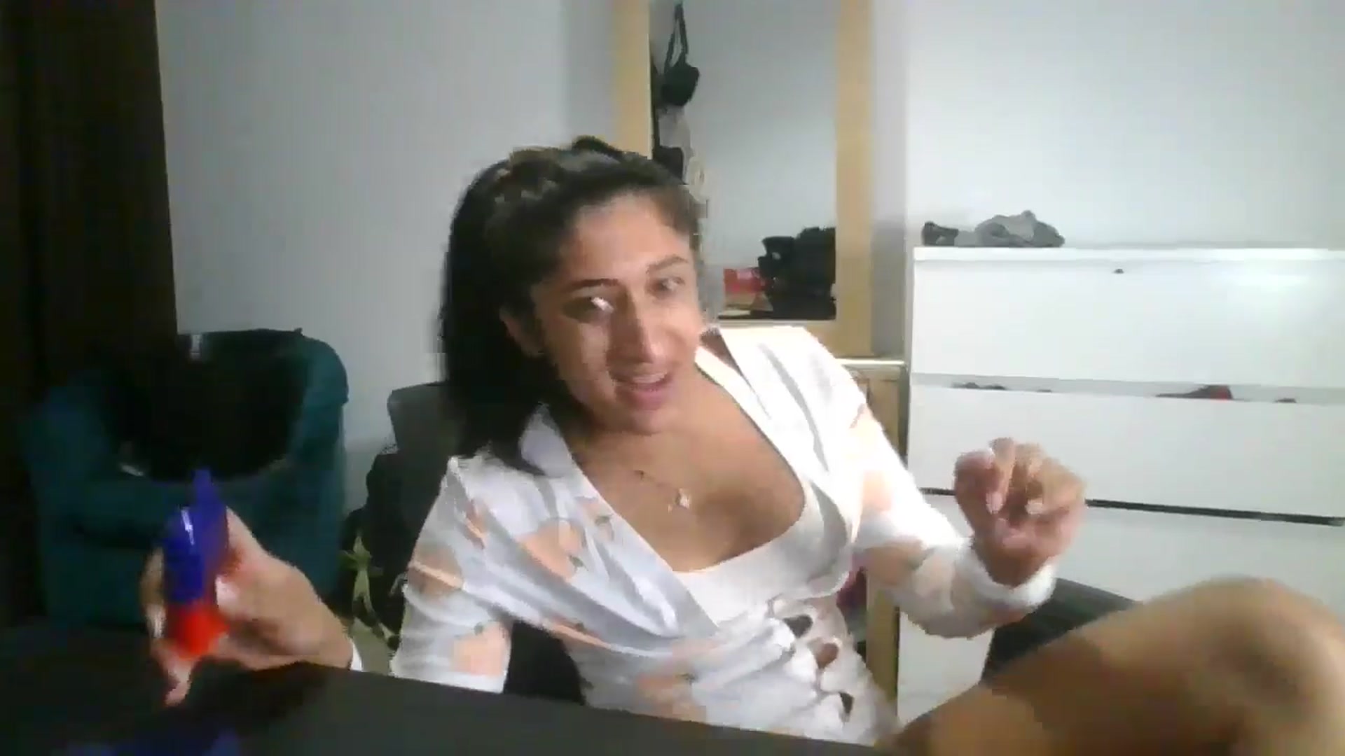 Gallery image thumbnail from Ameeraxo's myfreecams stream on, 06/20/2025, 22:34 image 2 of 20