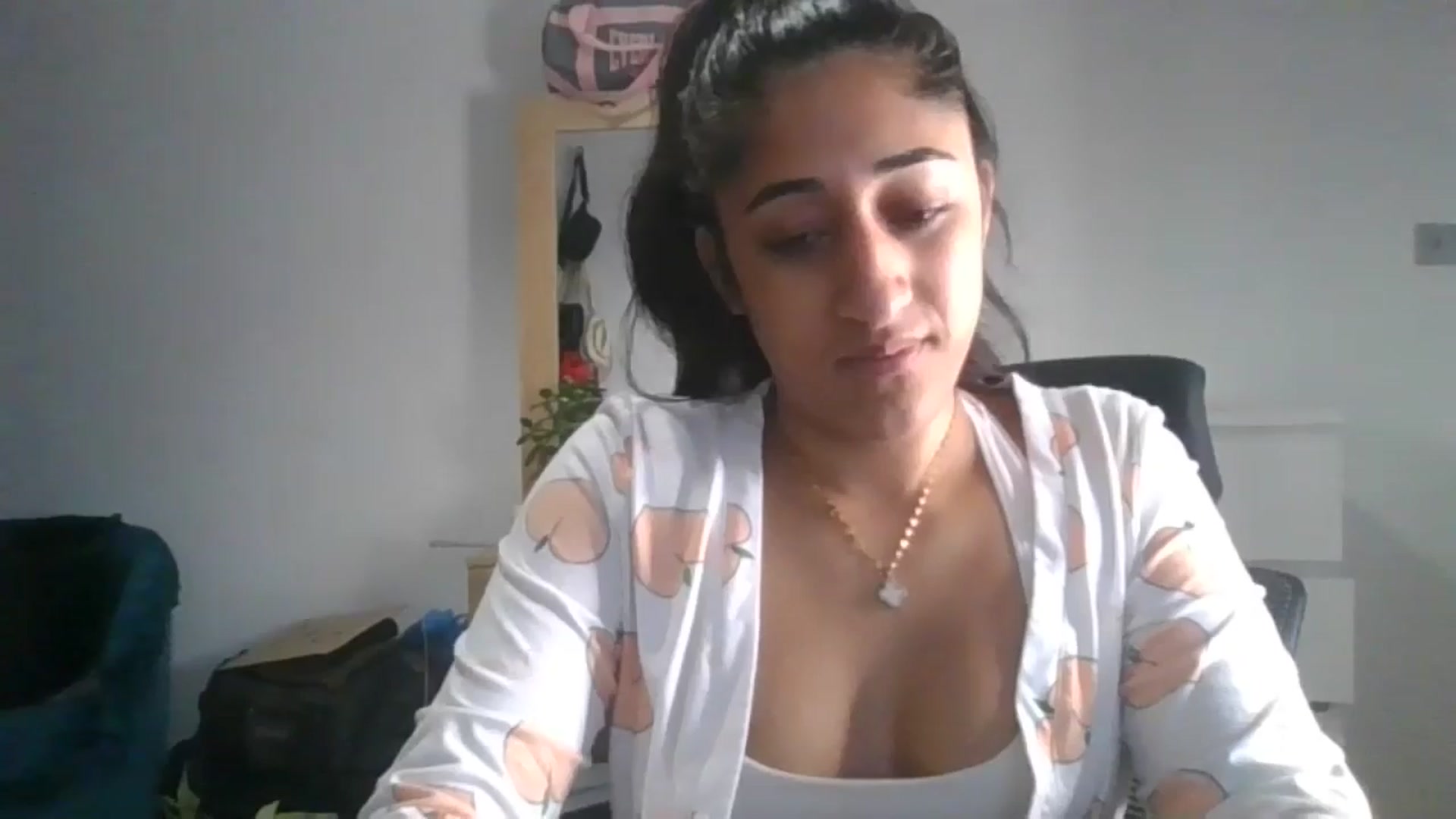 Gallery image thumbnail from Ameeraxo's myfreecams stream on, 06/20/2025, 23:13 image 4 of 20