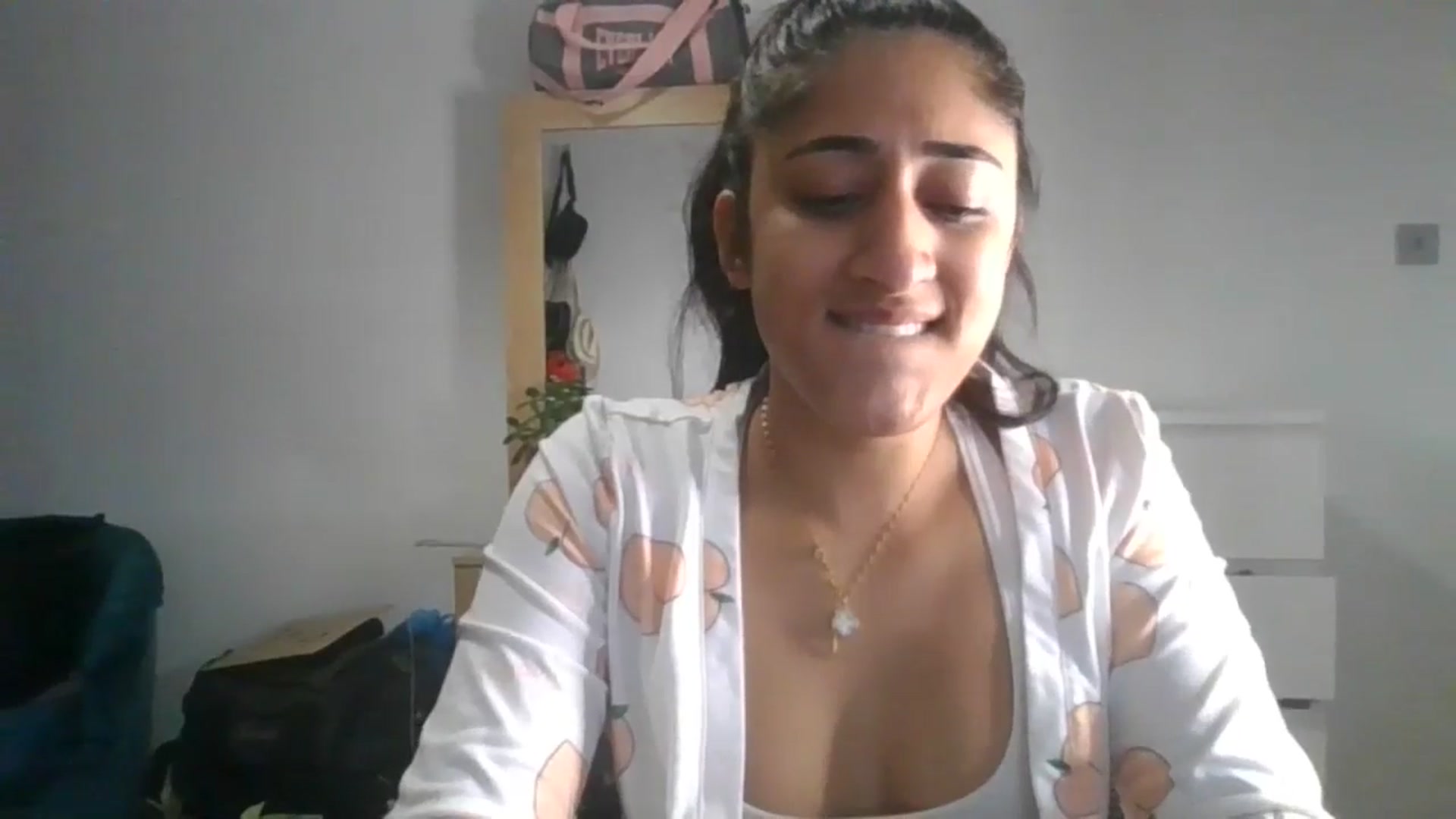 Gallery image thumbnail from Ameeraxo's myfreecams stream on, 06/20/2025, 23:13 image 16 of 20