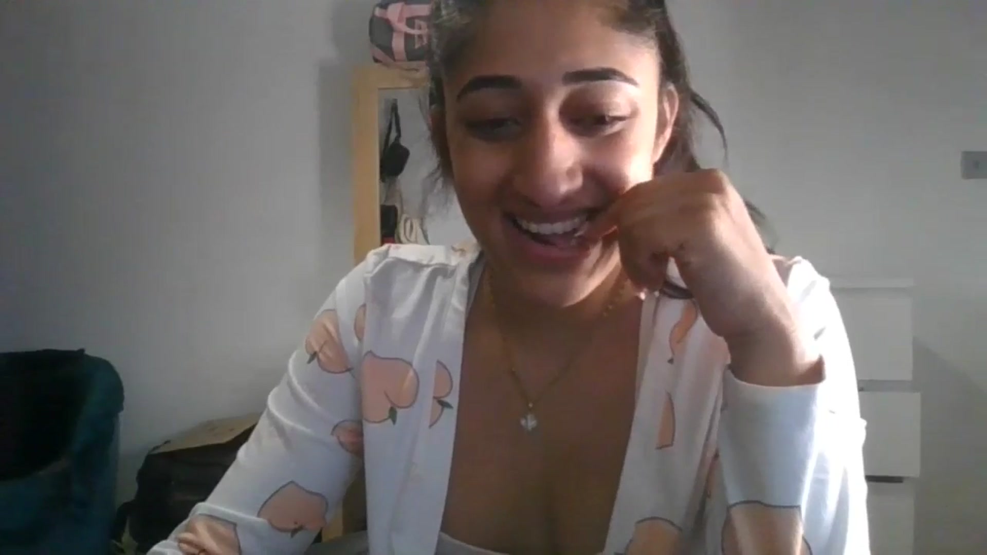 Gallery image thumbnail from Ameeraxo's myfreecams stream on, 06/20/2025, 23:13 image 12 of 20