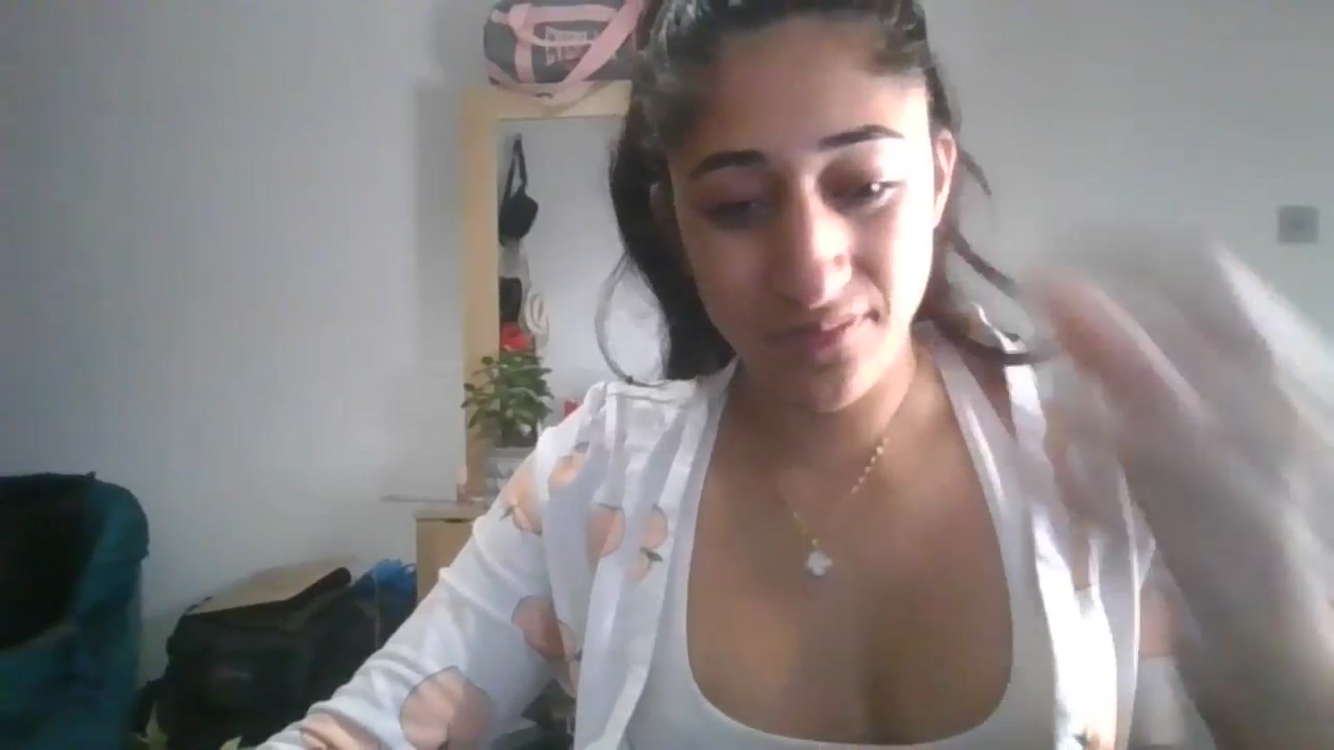 Gallery image thumbnail from Ameeraxo's myfreecams stream on, 06/20/2025, 23:13 image 14 of 20