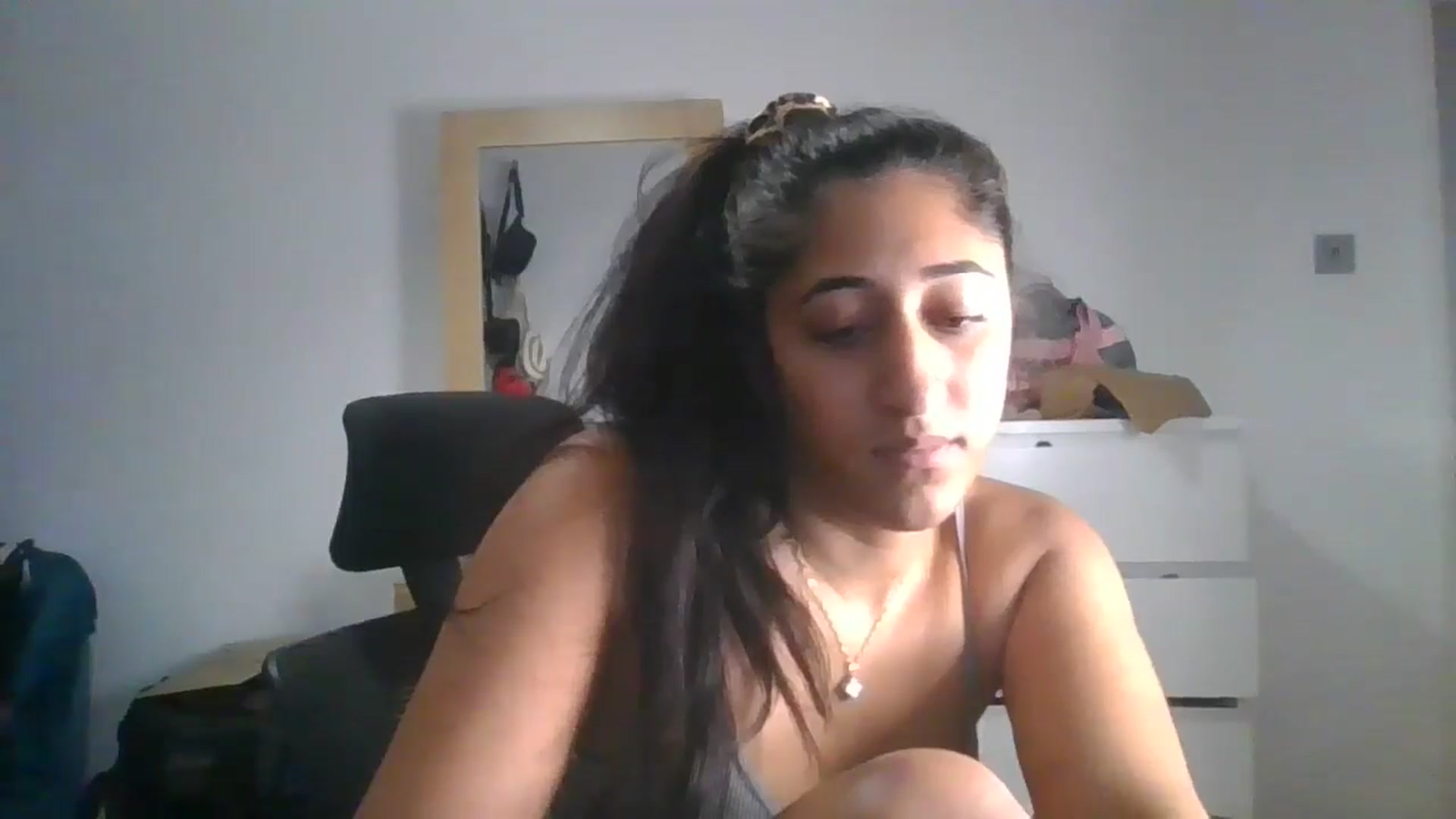 Gallery image thumbnail from Ameeraxo's myfreecams stream on, 06/21/2025, 23:05 image 20 of 20