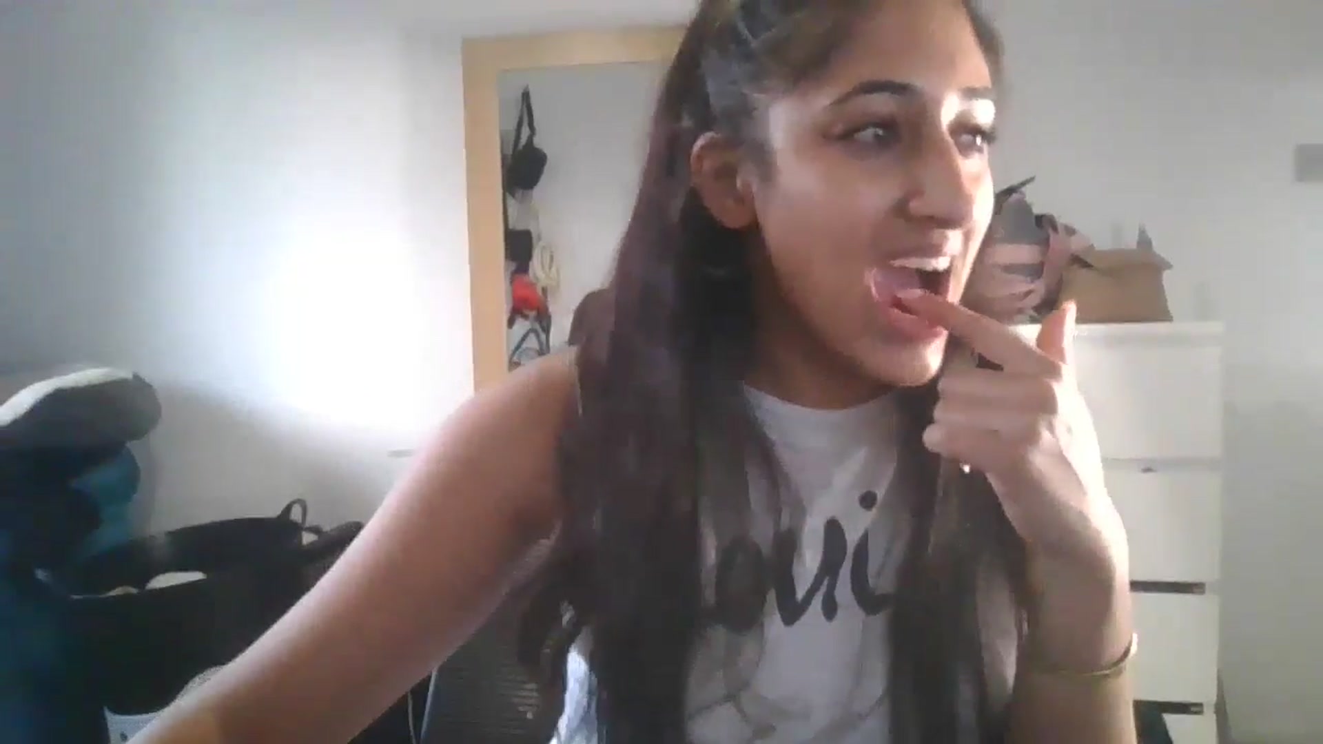 Gallery image thumbnail from Ameeraxo's myfreecams stream on, 06/23/2025, 20:16 image 10 of 20