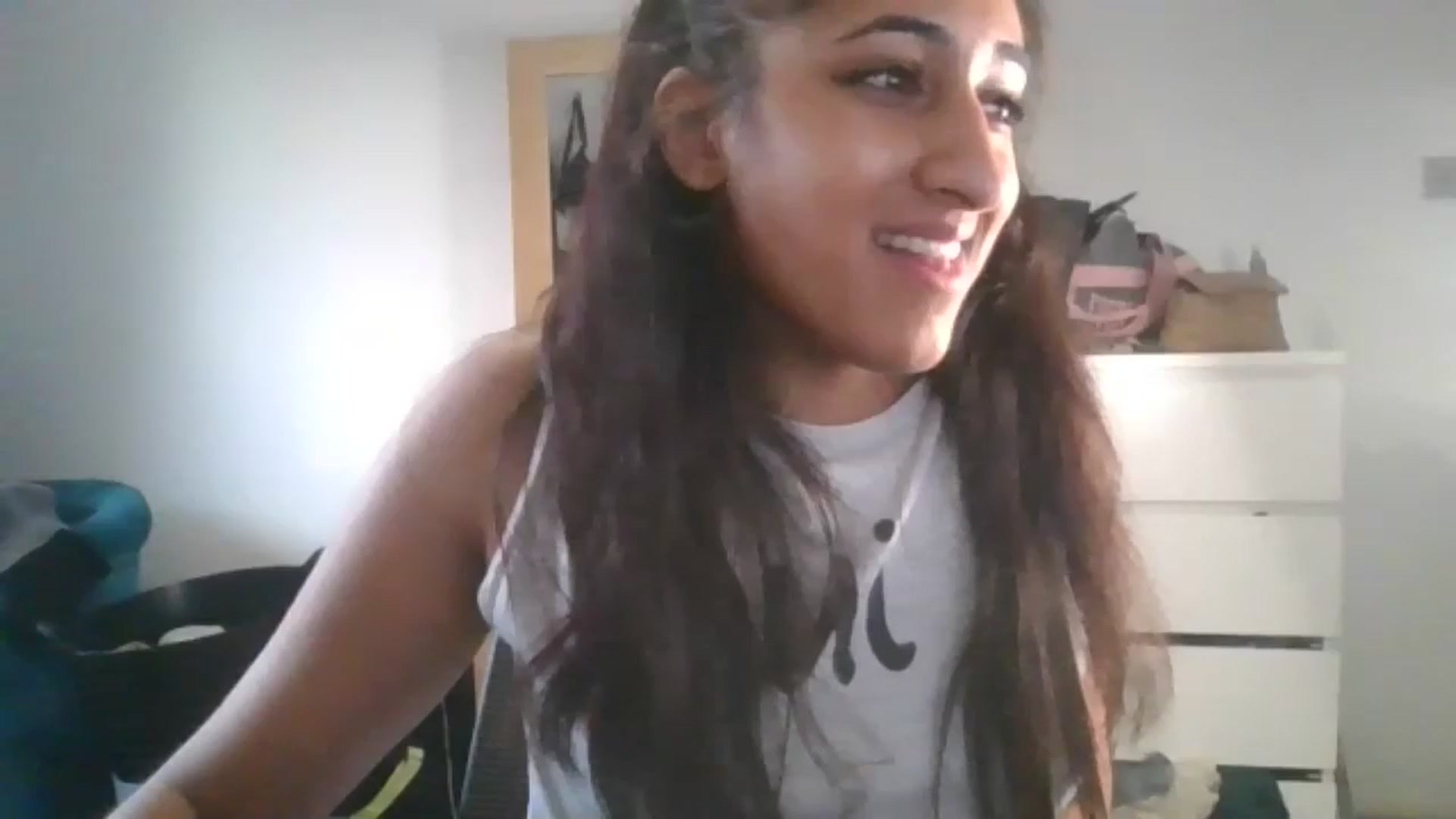 Gallery image thumbnail from Ameeraxo's myfreecams stream on, 06/23/2025, 20:16 image 17 of 20