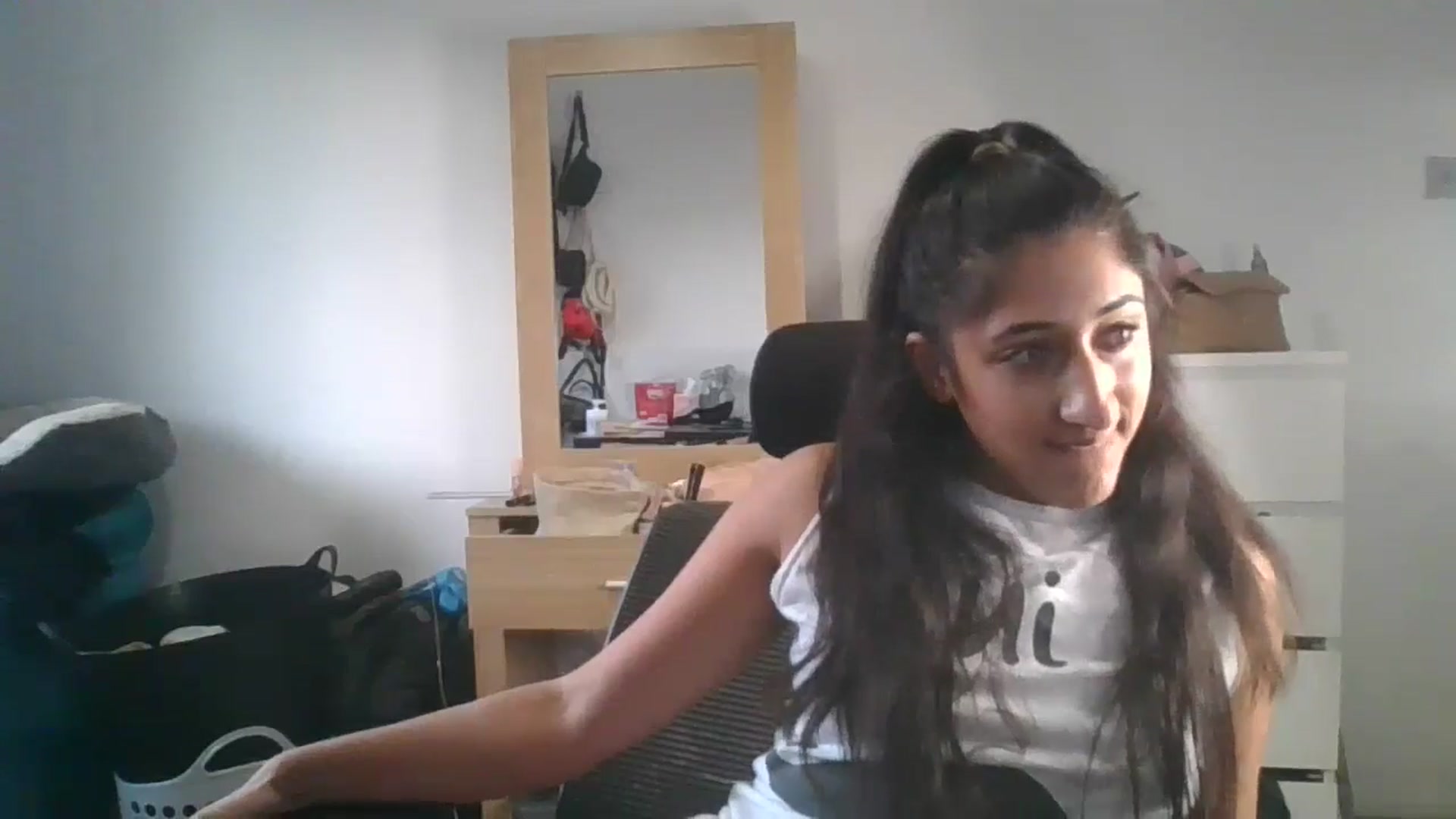 Gallery image thumbnail from Ameeraxo's myfreecams stream on, 06/23/2025, 20:16 image 11 of 20