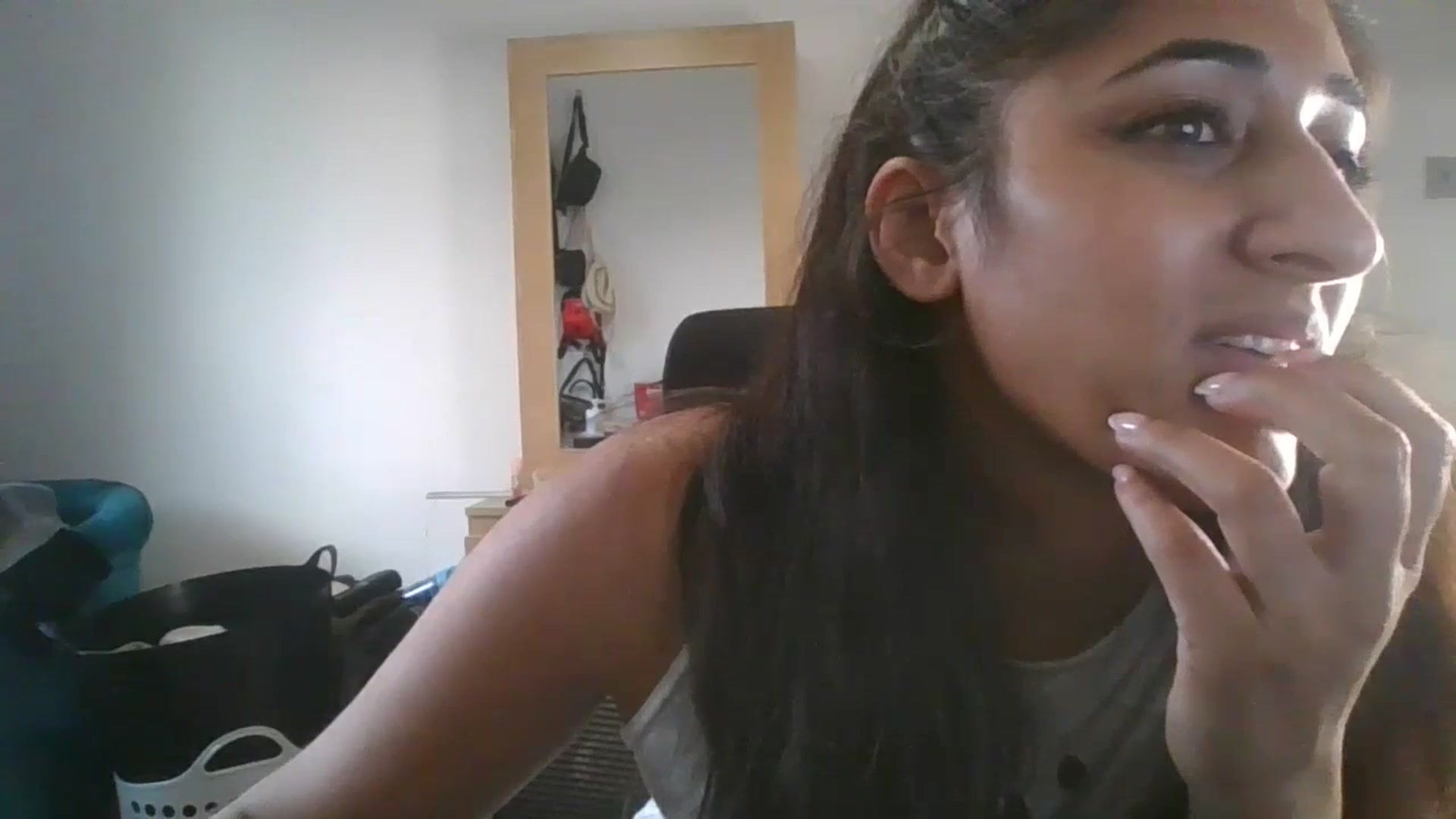 Gallery image thumbnail from Ameeraxo's myfreecams stream on, 06/23/2025, 20:16 image 12 of 20