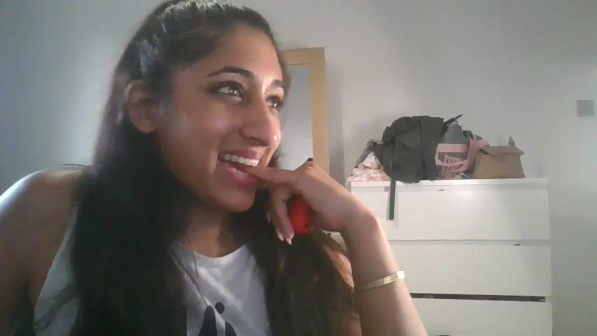 Gallery image thumbnail from Ameeraxo's myfreecams stream on, 06/23/2025, 20:16 image 3 of 20