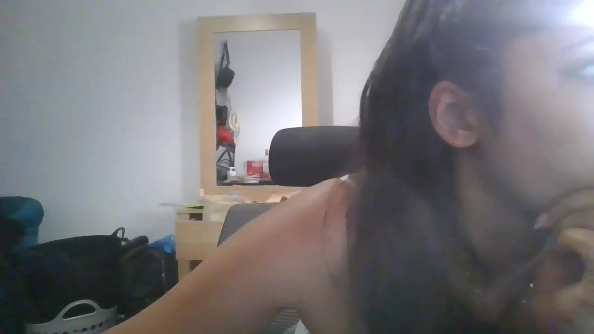 Gallery image thumbnail from Ameeraxo's myfreecams stream on, 06/24/2025, 21:02 image 16 of 20