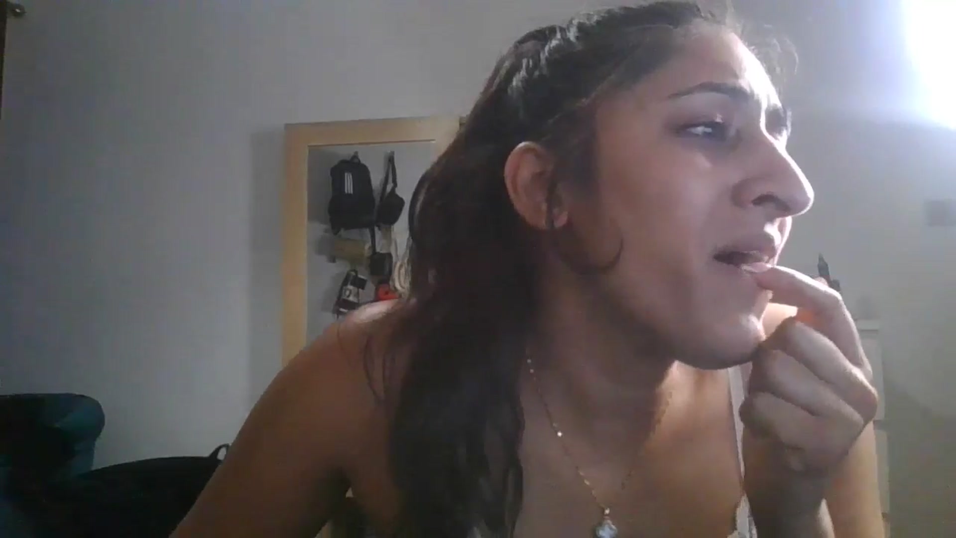 Gallery image thumbnail from Ameeraxo's myfreecams stream on, 06/24/2025, 22:37 image 2 of 20