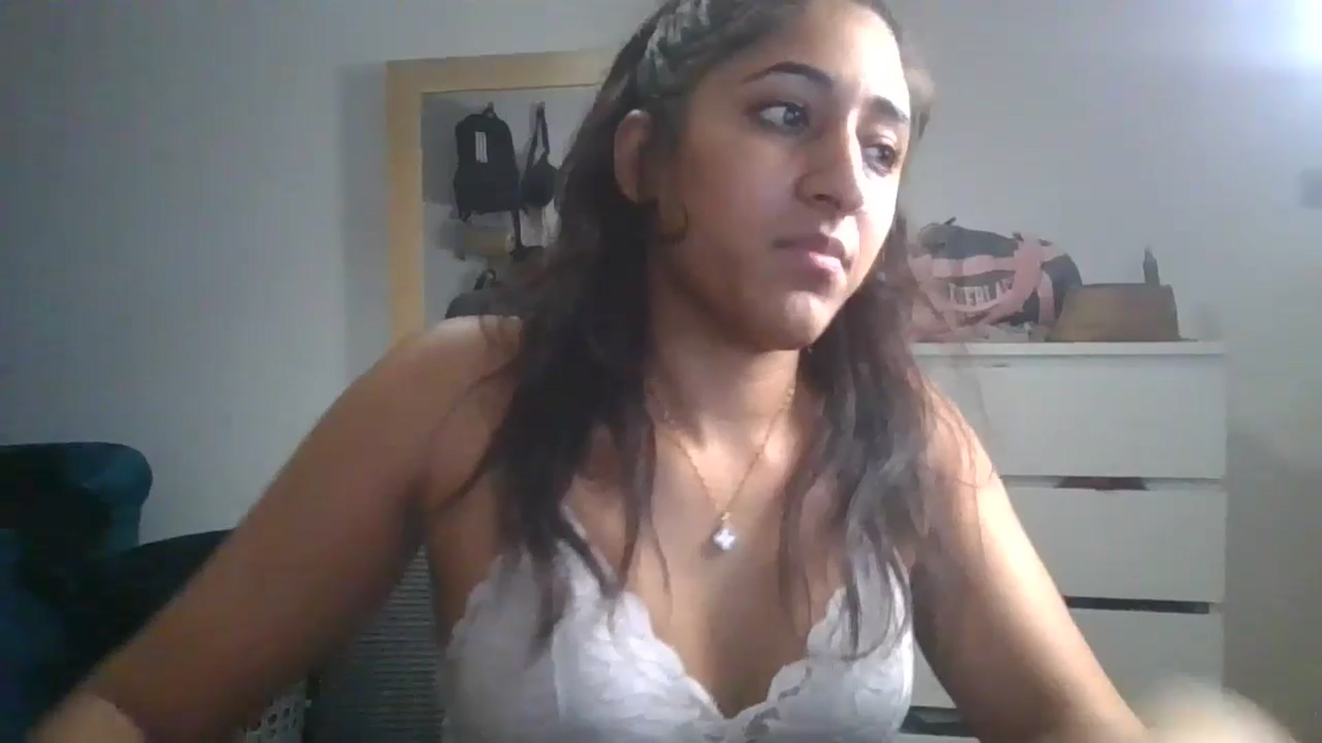 Gallery image thumbnail from Ameeraxo's myfreecams stream on, 06/24/2025, 22:37 image 14 of 20