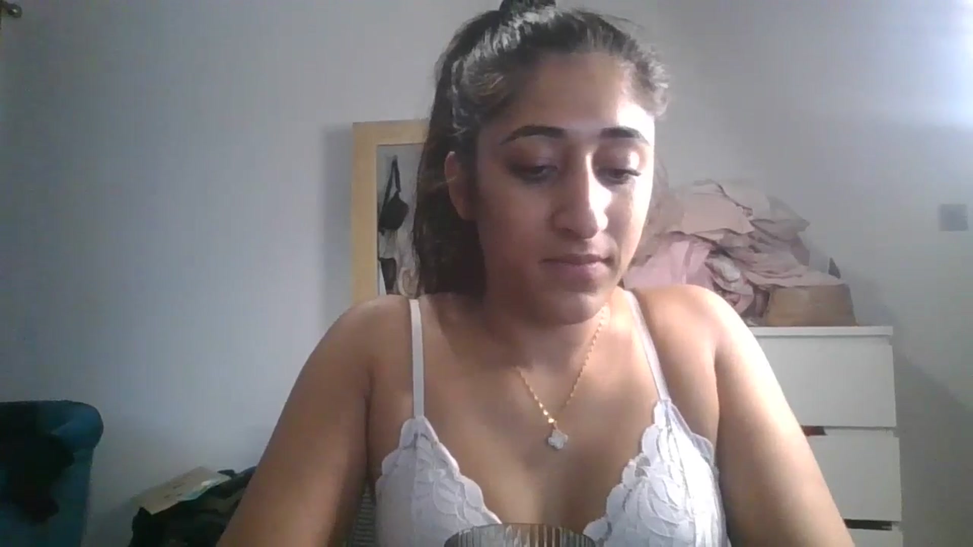 Gallery image thumbnail from Ameeraxo's myfreecams stream on, 06/27/2025, 20:38 image 7 of 20