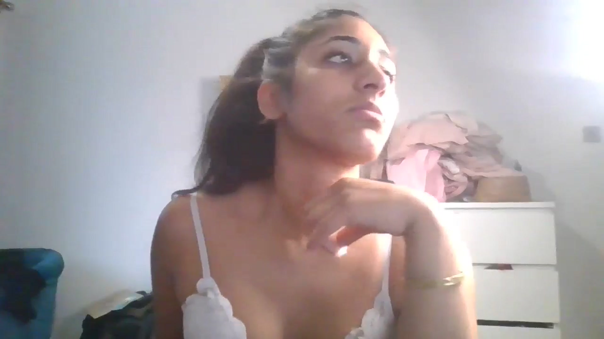 Gallery image thumbnail from Ameeraxo's myfreecams stream on, 06/27/2025, 20:38 image 3 of 20