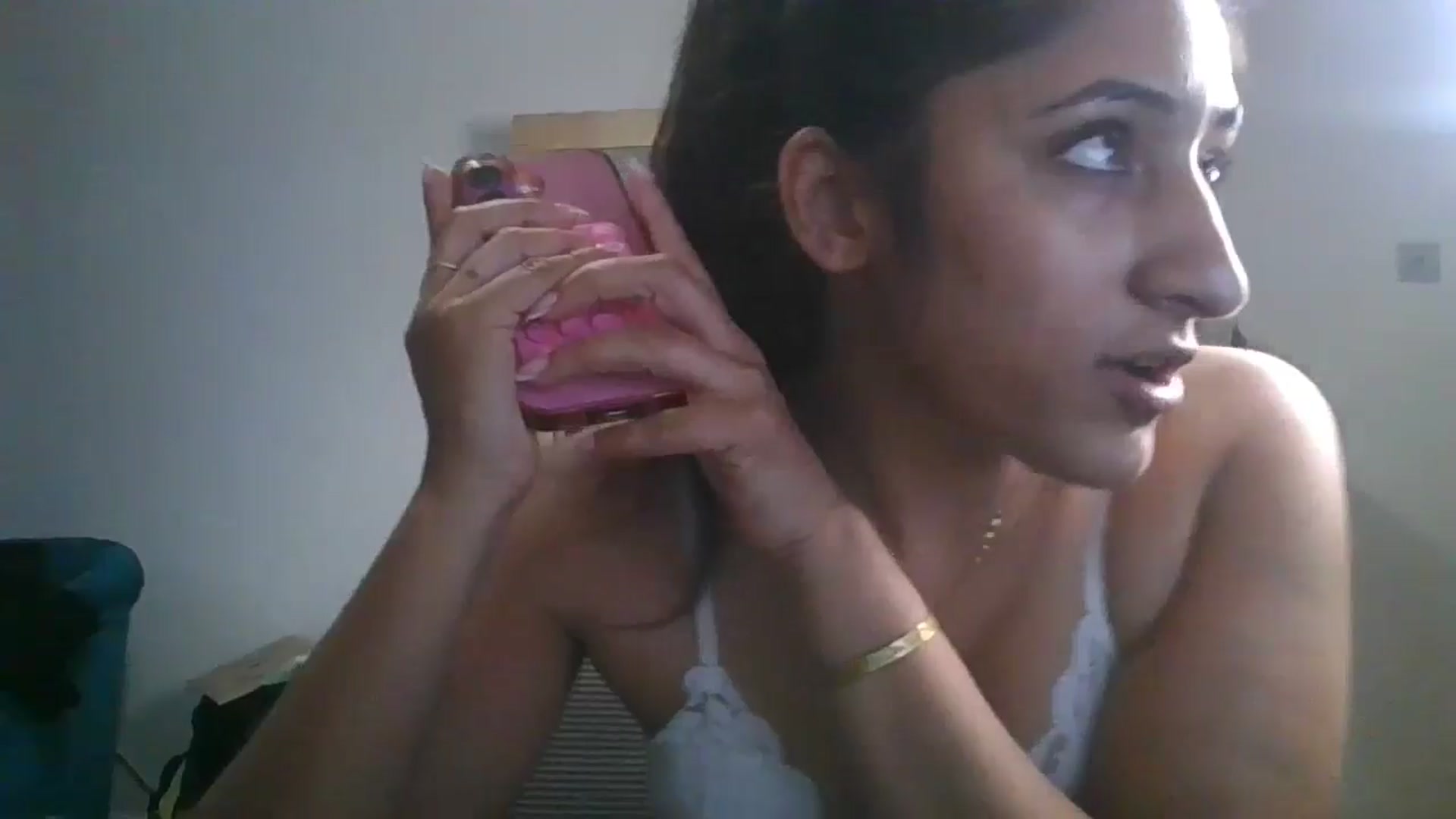 Gallery image thumbnail from Ameeraxo's myfreecams stream on, 06/27/2025, 20:38 image 13 of 20