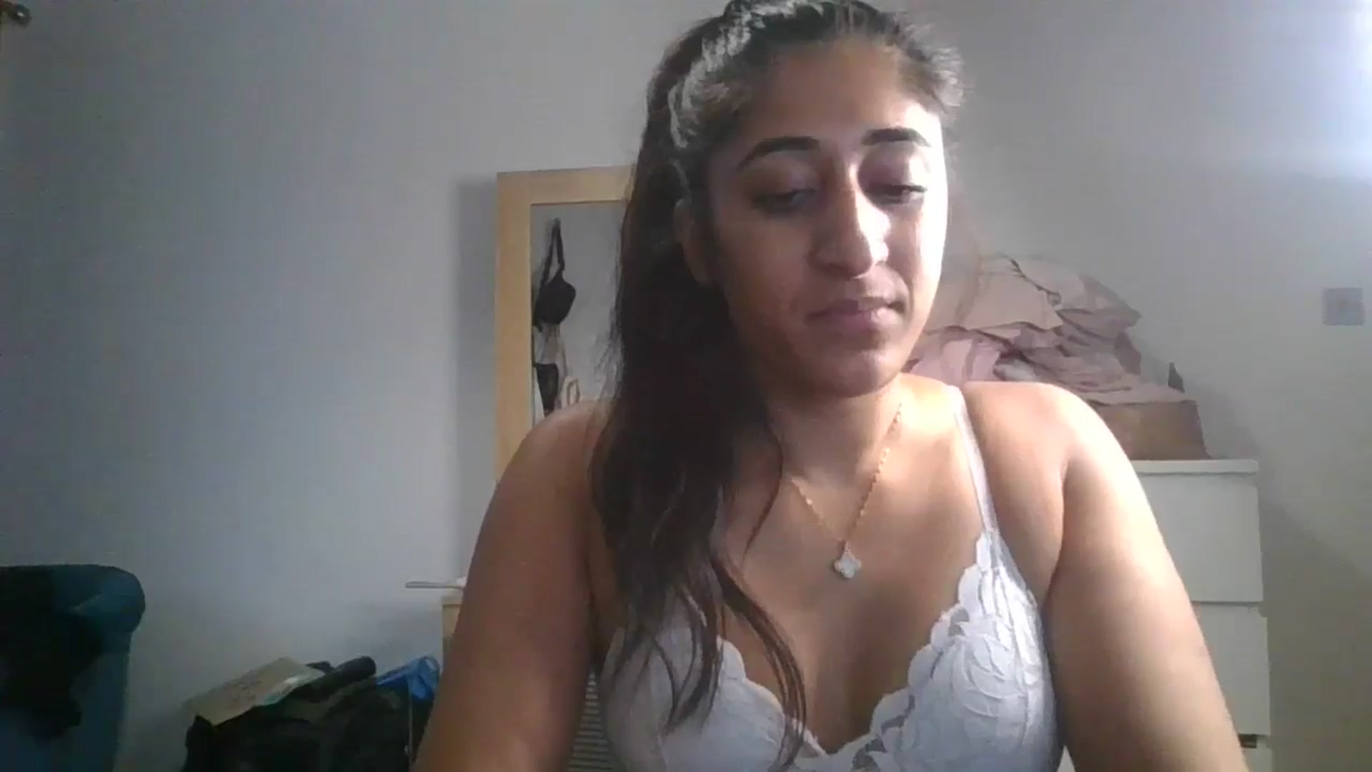 Gallery image thumbnail from Ameeraxo's myfreecams stream on, 06/27/2025, 20:38 image 11 of 20