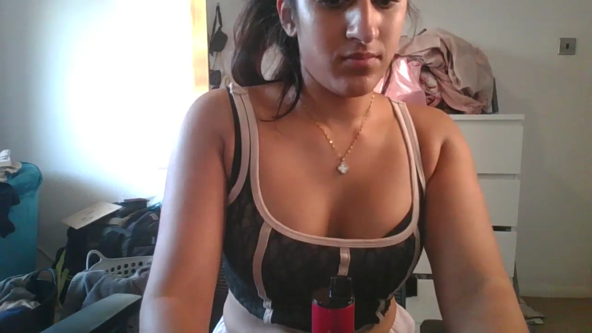 Gallery image thumbnail from Ameeraxo's myfreecams stream on, 06/30/2025, 18:57 image 14 of 20
