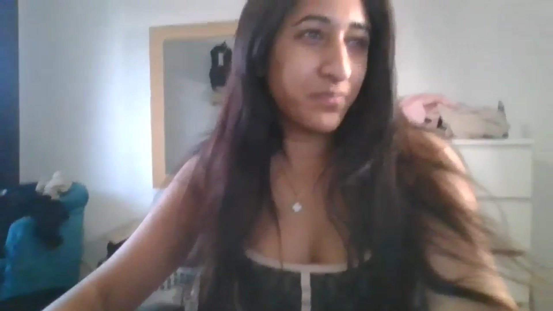 Gallery image thumbnail from Ameeraxo's myfreecams stream on, 07/02/2025, 20:40 image 4 of 20