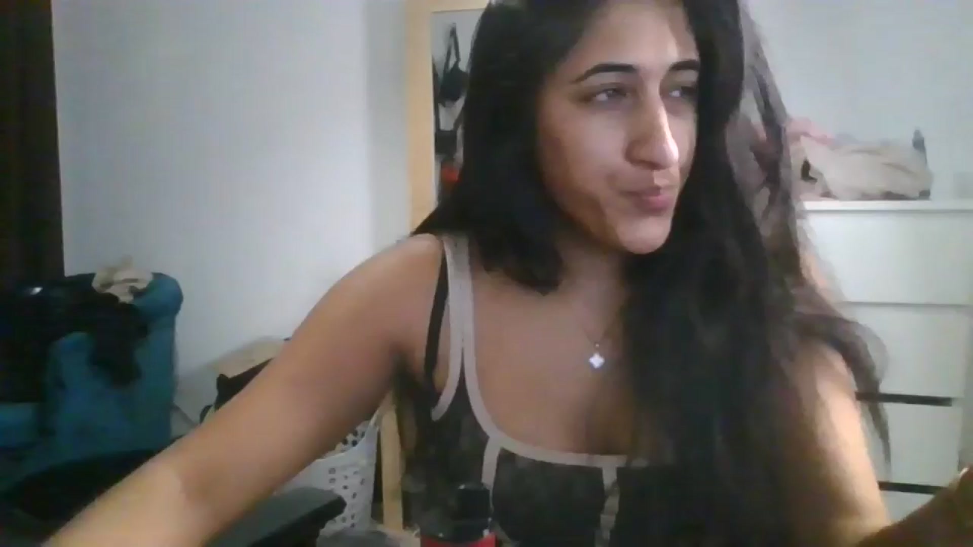 Gallery image thumbnail from Ameeraxo's myfreecams stream on, 07/02/2025, 21:36 image 17 of 20