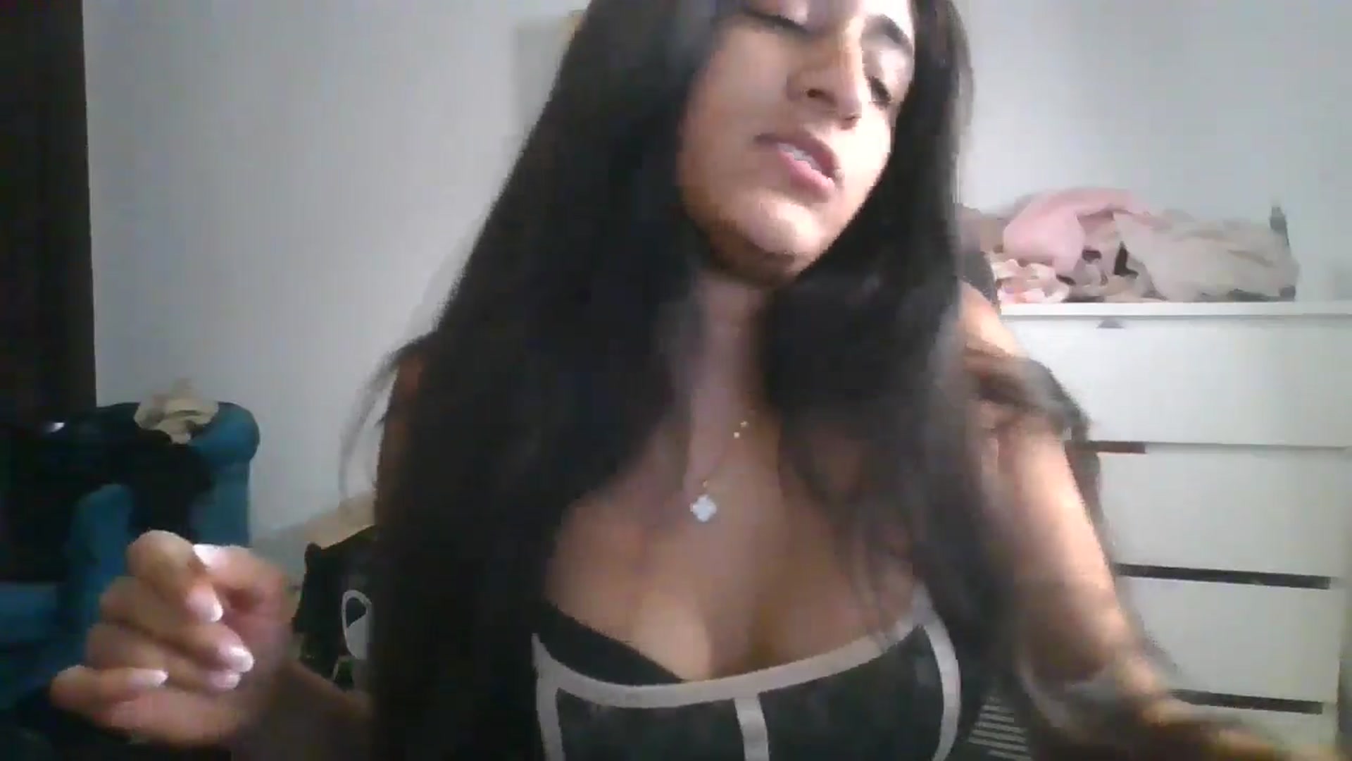 Gallery image thumbnail from Ameeraxo's myfreecams stream on, 07/02/2025, 23:03 image 6 of 20