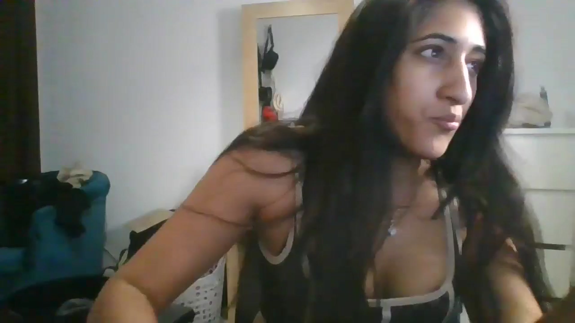 Gallery image thumbnail from Ameeraxo's myfreecams stream on, 07/02/2025, 23:03 image 1 of 20