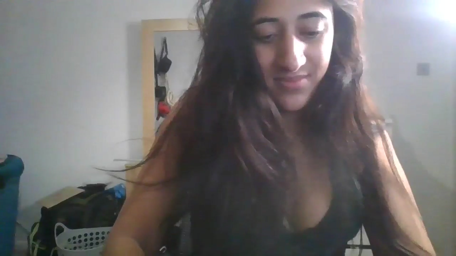 Gallery image thumbnail from Ameeraxo's myfreecams stream on, 07/05/2025, 01:34 image 2 of 20
