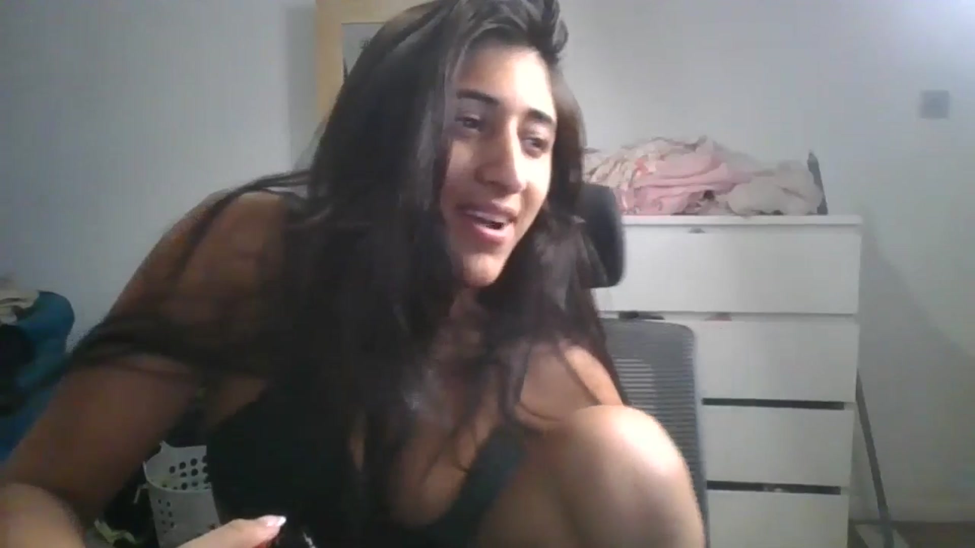 Gallery image thumbnail from Ameeraxo's myfreecams stream on, 07/05/2025, 01:34 image 20 of 20