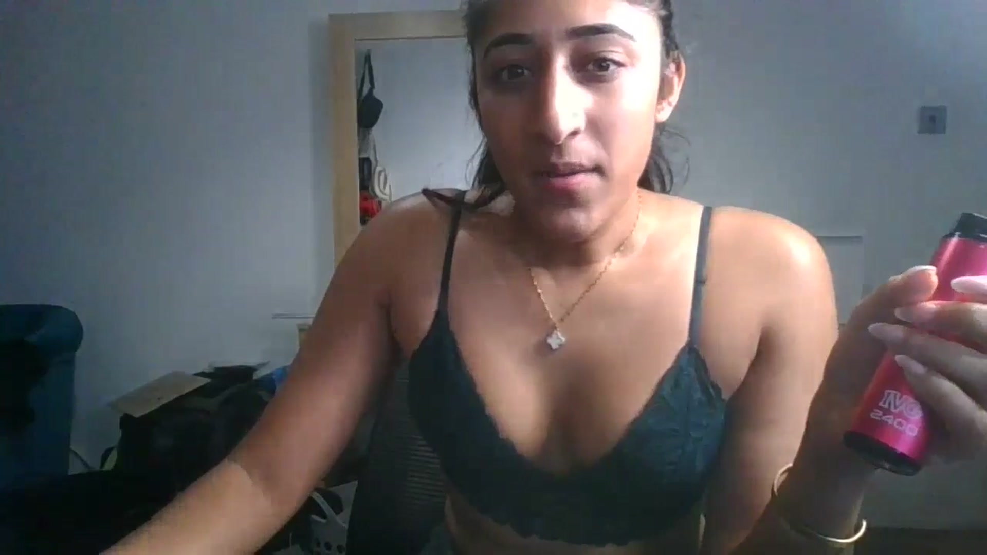 Gallery image thumbnail from Ameeraxo's myfreecams stream on, 07/05/2025, 21:58 image 13 of 20