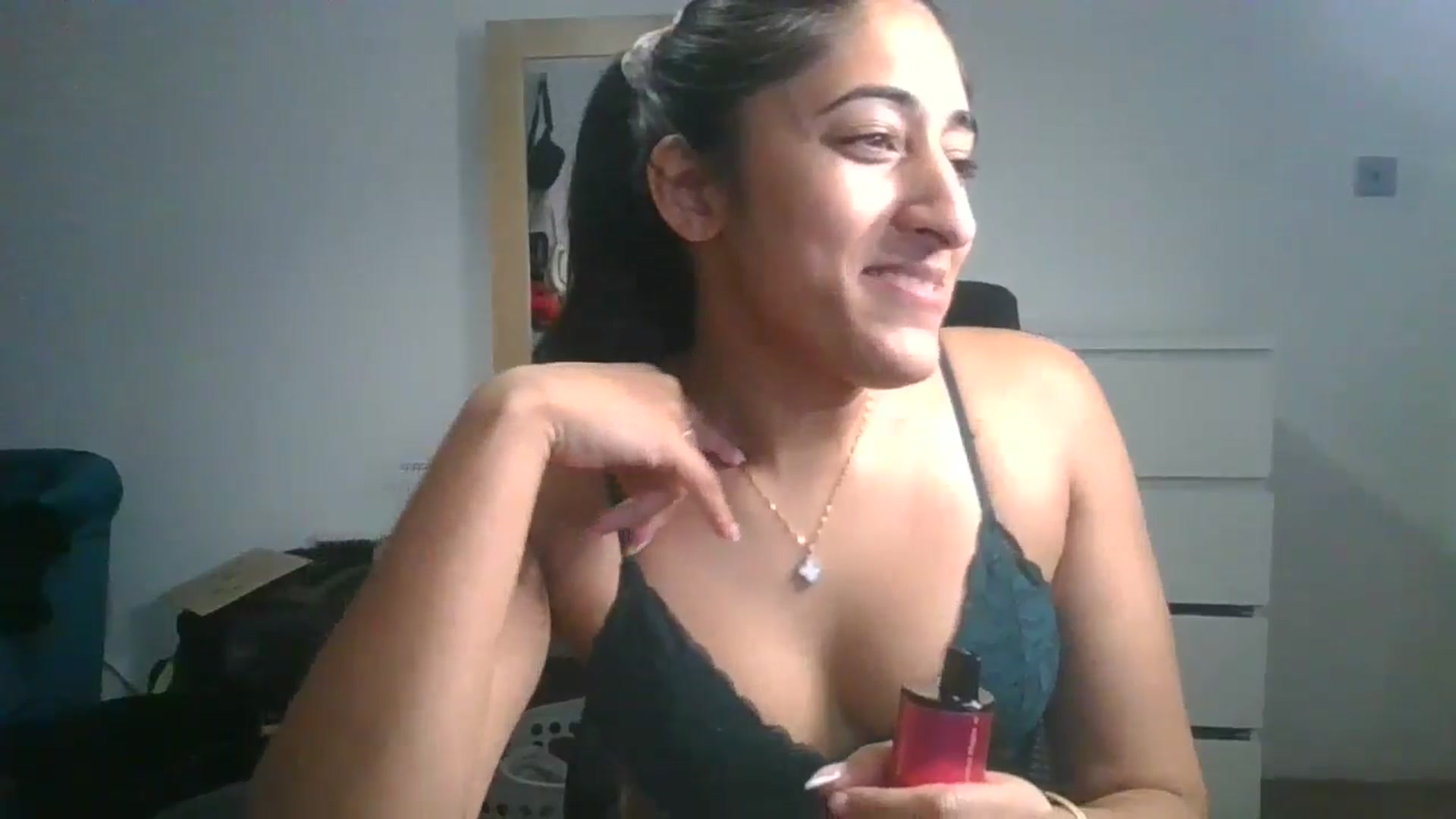 Gallery image thumbnail from Ameeraxo's myfreecams stream on, 07/05/2025, 21:58 image 11 of 20