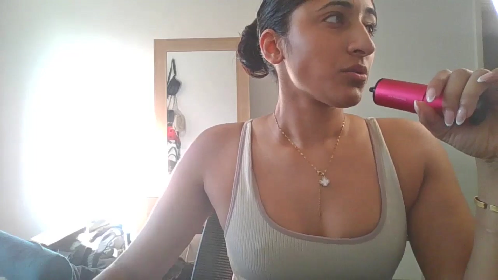 Gallery image thumbnail from Ameeraxo's myfreecams stream on, 07/06/2025, 18:02 image 7 of 20