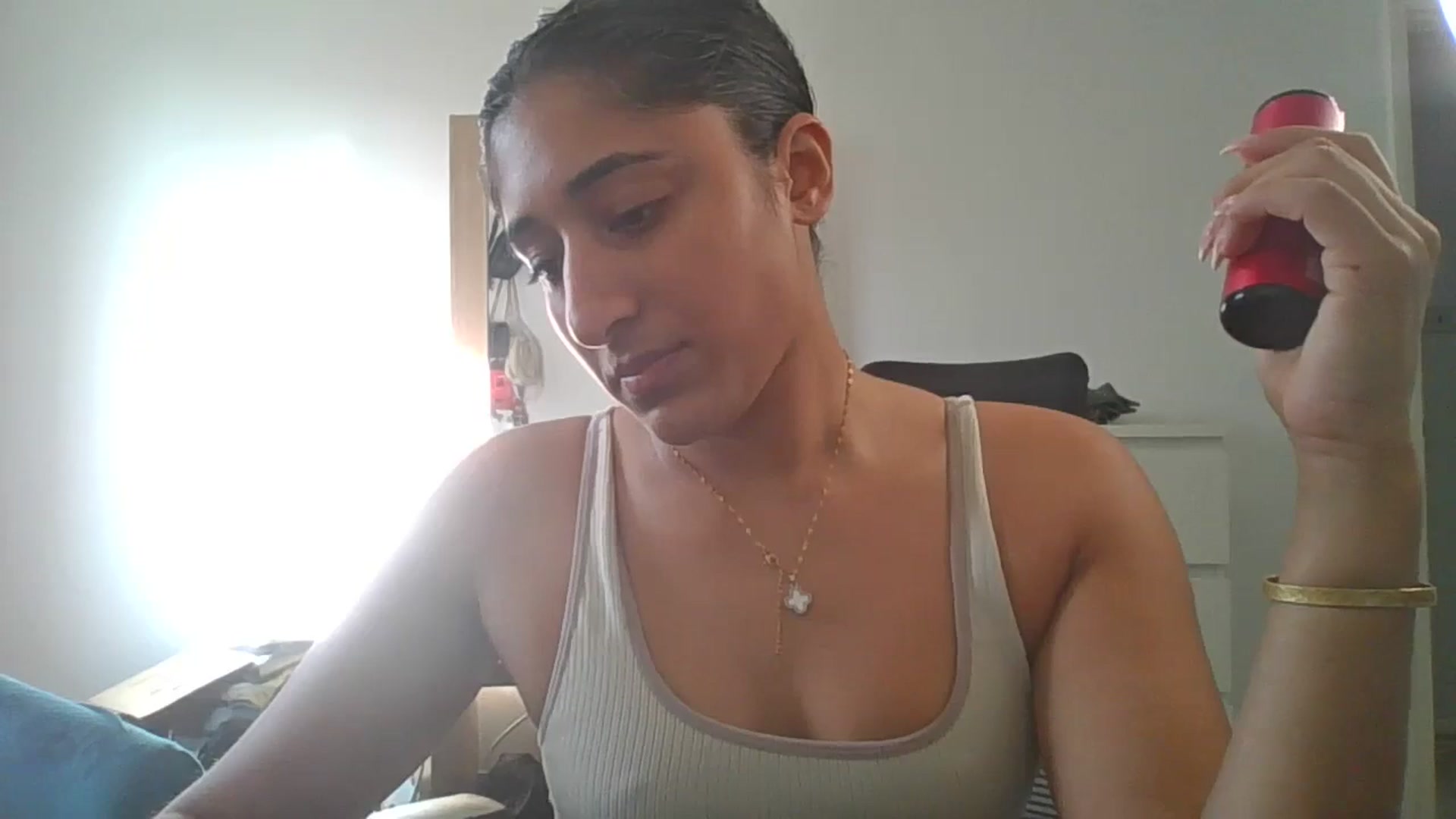 Gallery image thumbnail from Ameeraxo's myfreecams stream on, 07/06/2025, 18:02 image 19 of 20